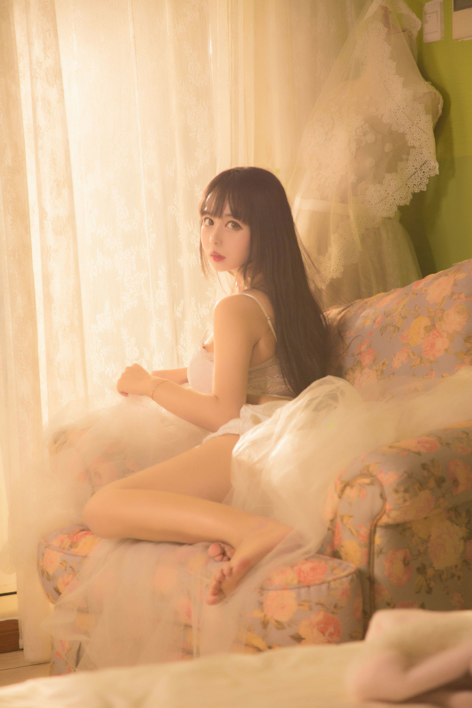 ได่เยิ่นเมิ่งเมย์เฮย์เมาม่าวโอวโอ ภาพถ่ายสาวน้อย
