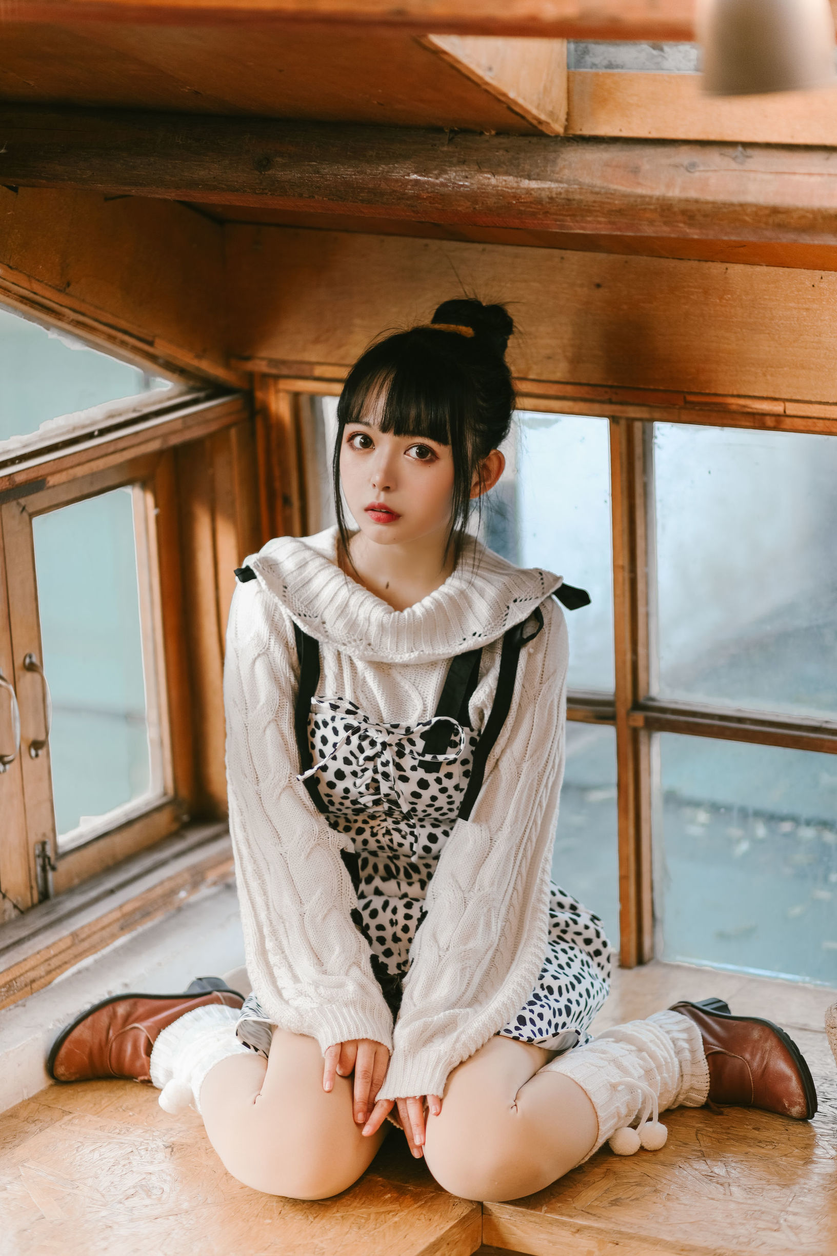 大眼萌妹黑猫猫OvO 少女心事