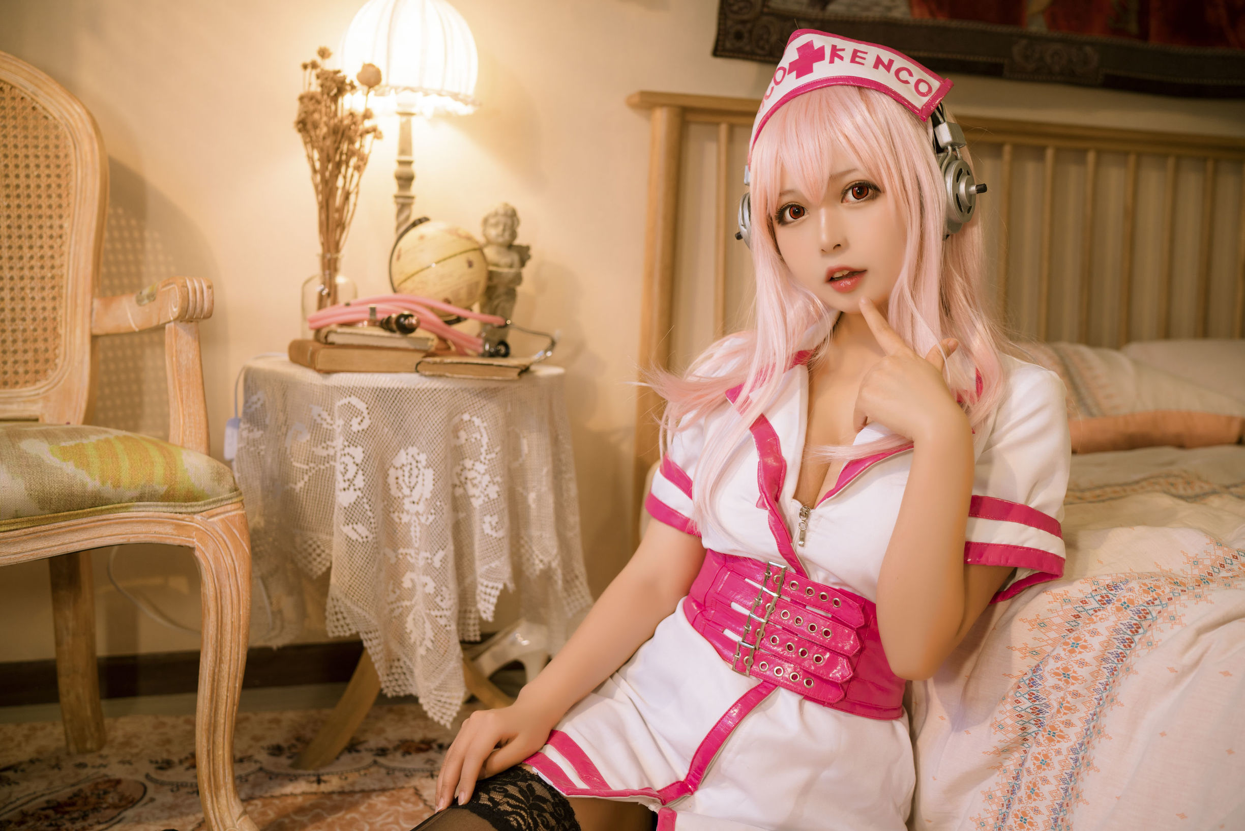 大眼萌妹黑貓貓OvO 索尼子