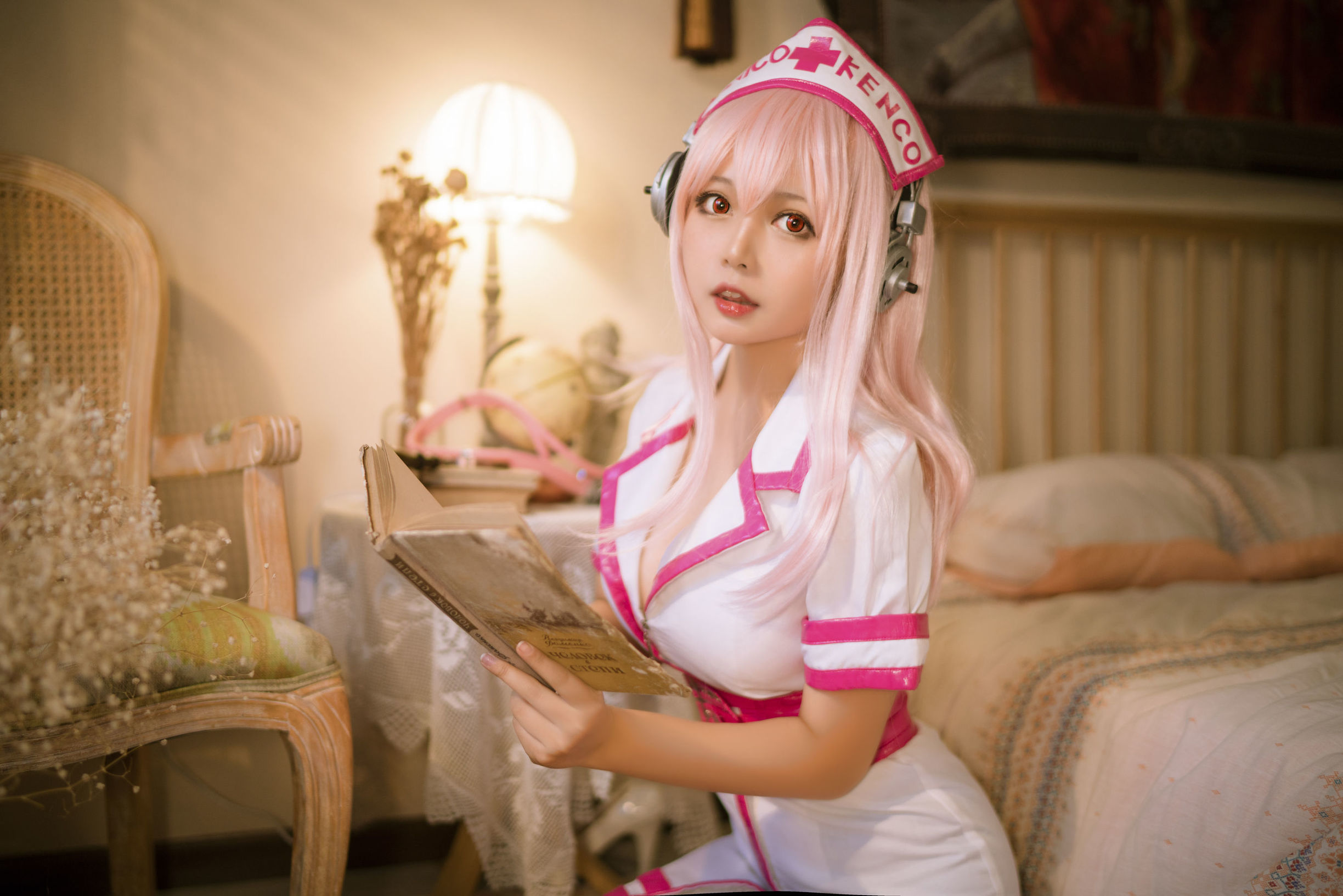 大眼萌妹黑貓貓OvO 索尼子