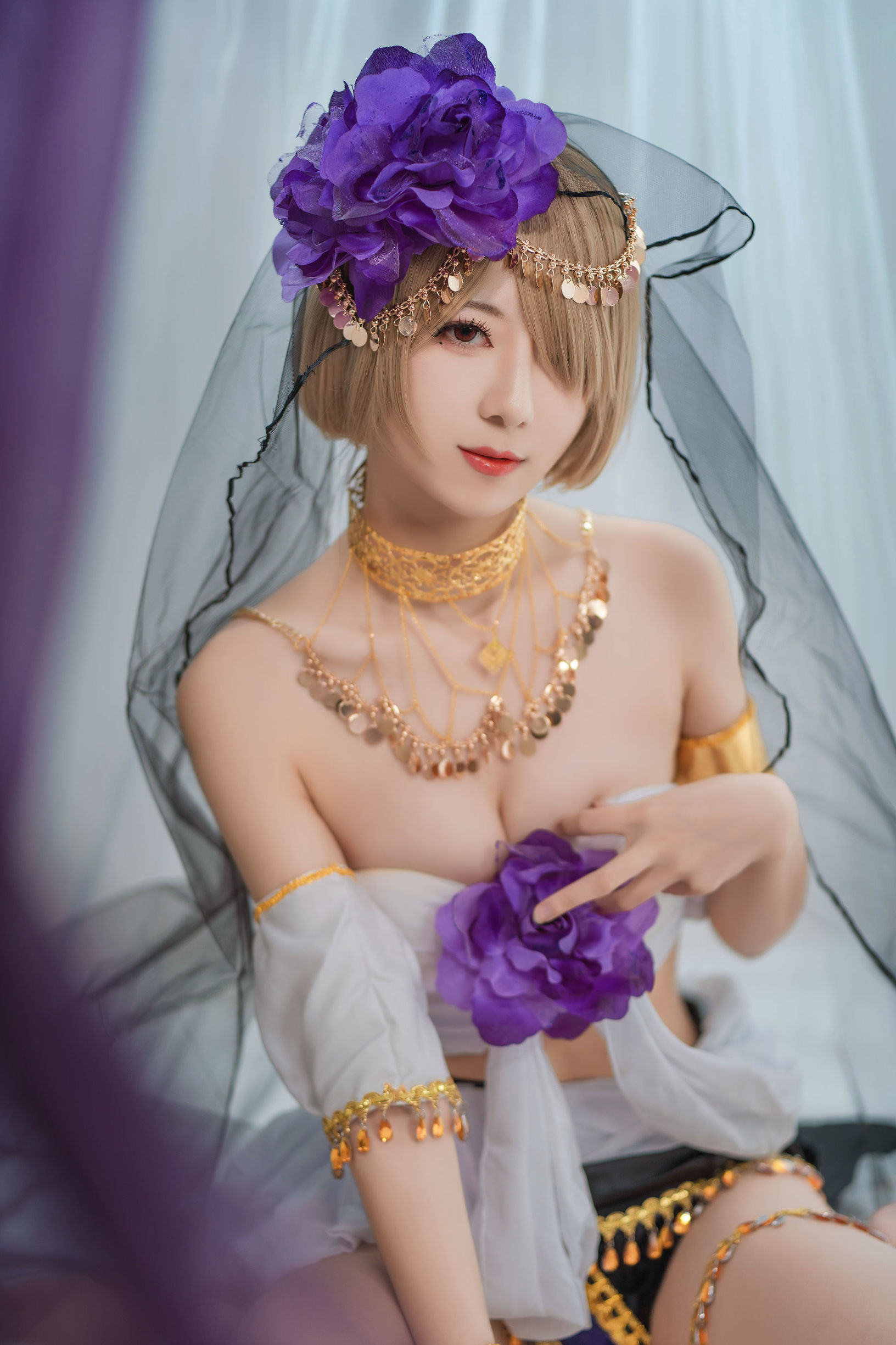 Young lady Miyin Yin ww, dancing girl