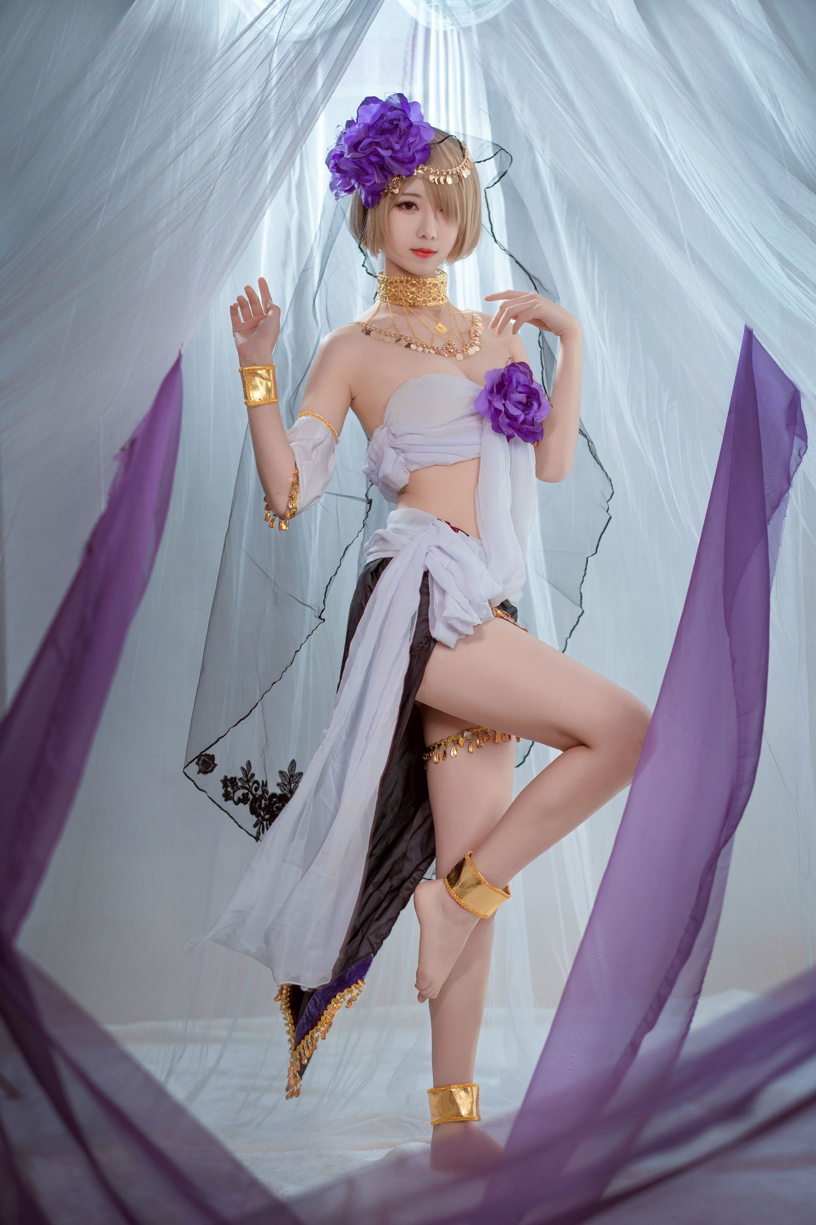 Young lady Miyin Yin ww, dancing girl