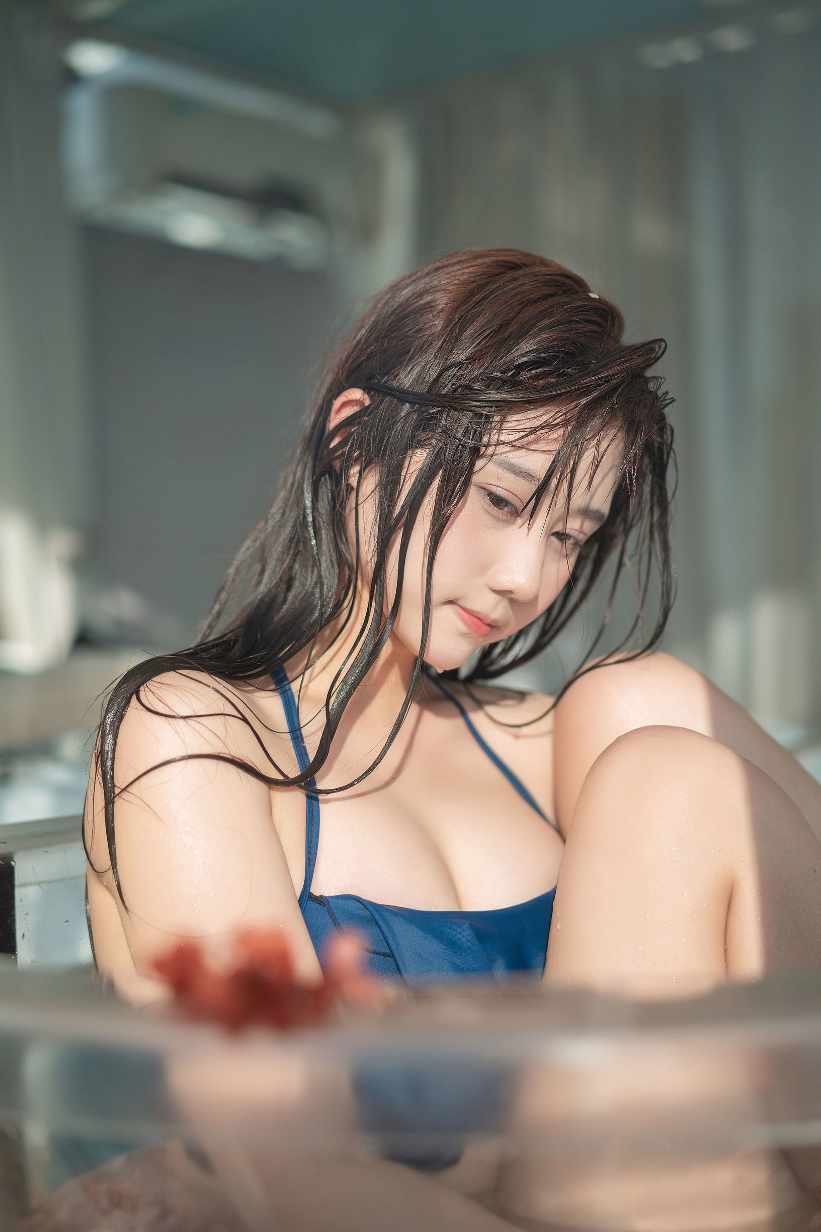 Weibo Fuliji Jingchan: Áo tắm chạy trốn