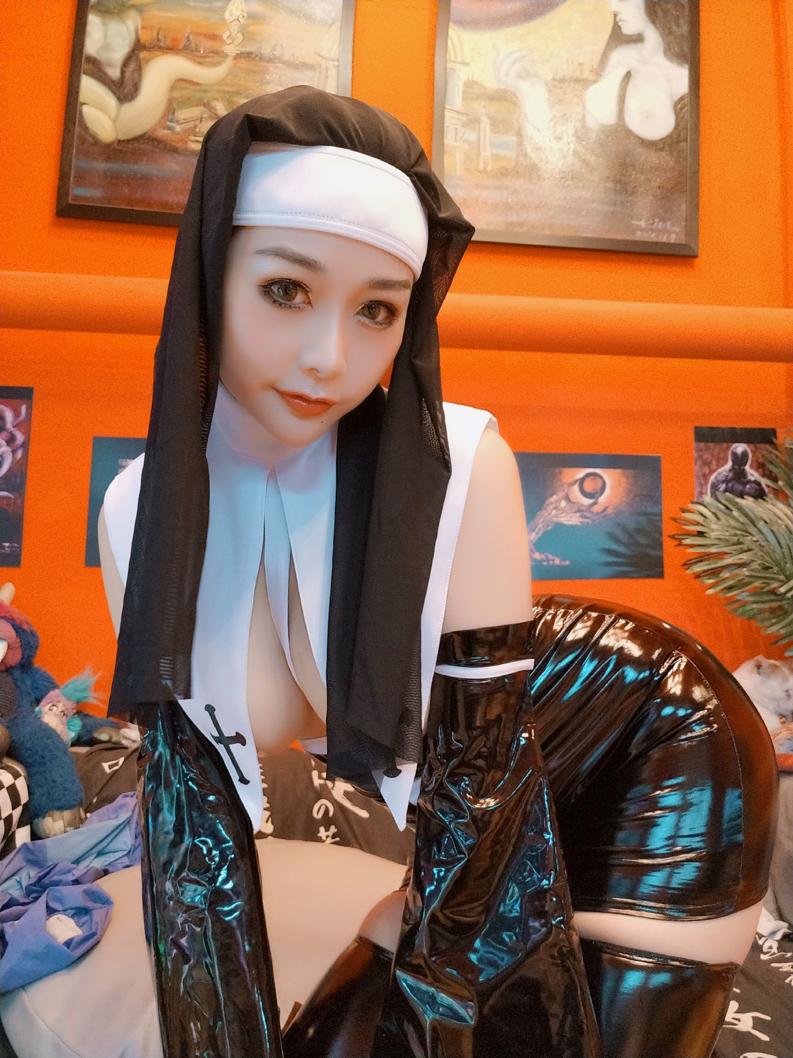 Sexy Coser San Dao Dao Miido Nun