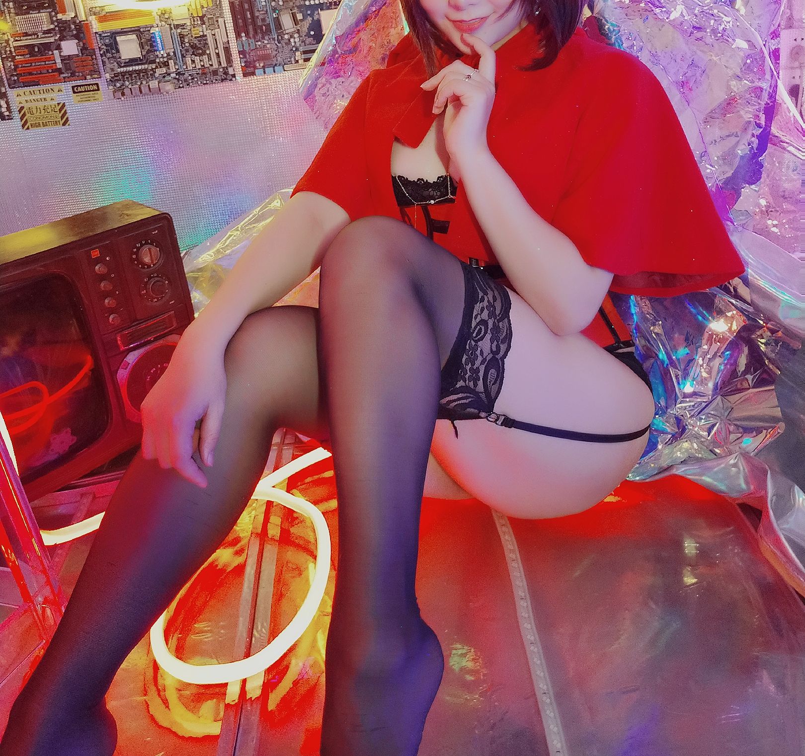 セクシーなコスプレイヤー サンドウドウ ミード クリスマススペシャル