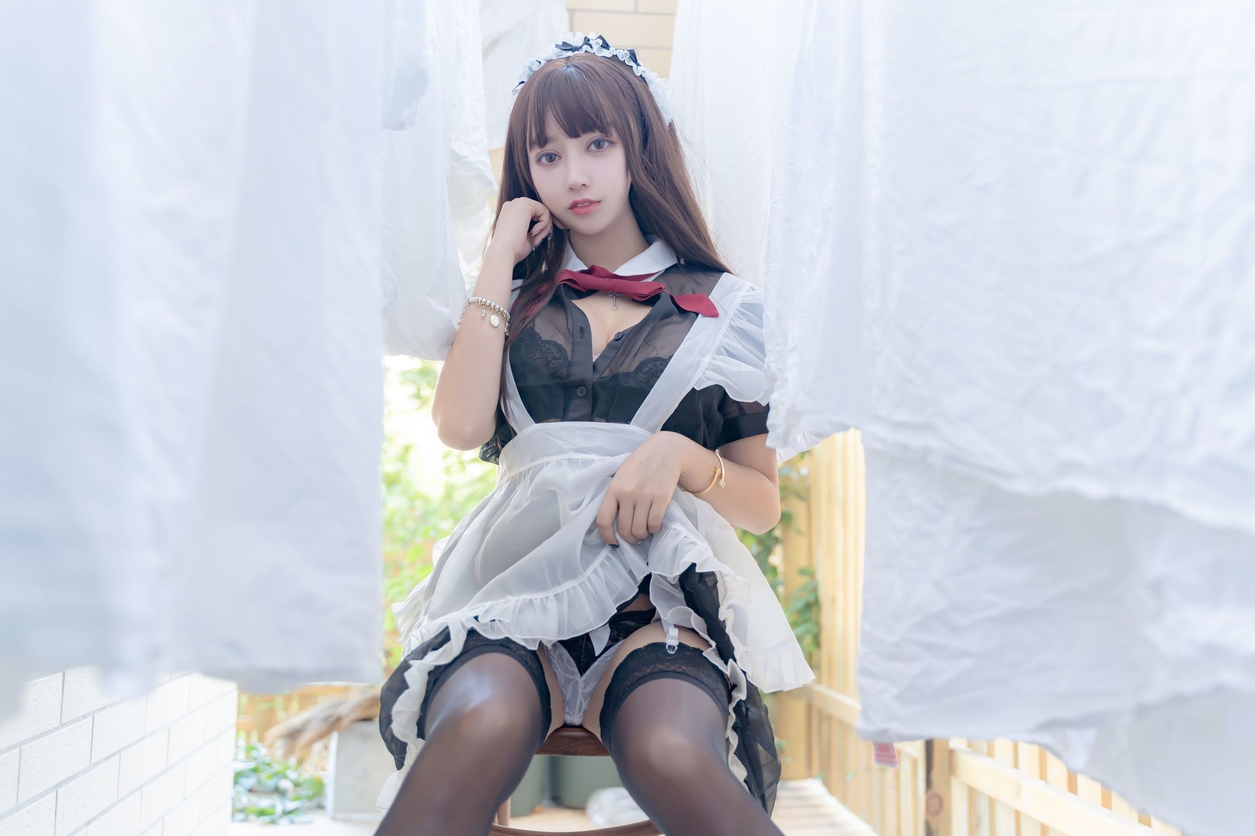 Douyu Mixianxian Sama Photo: Transparent Maid