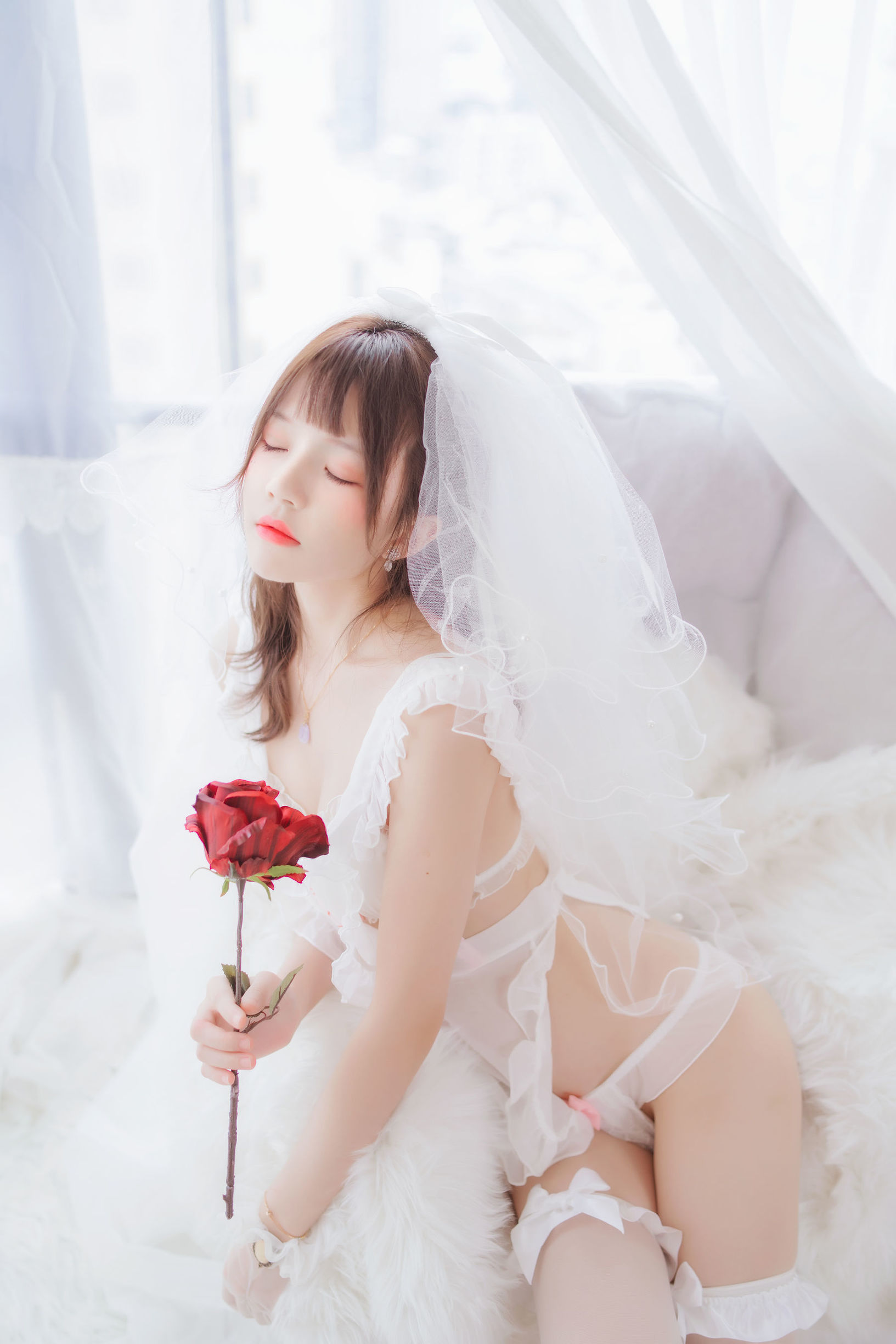 櫻桃喵 輕紗01