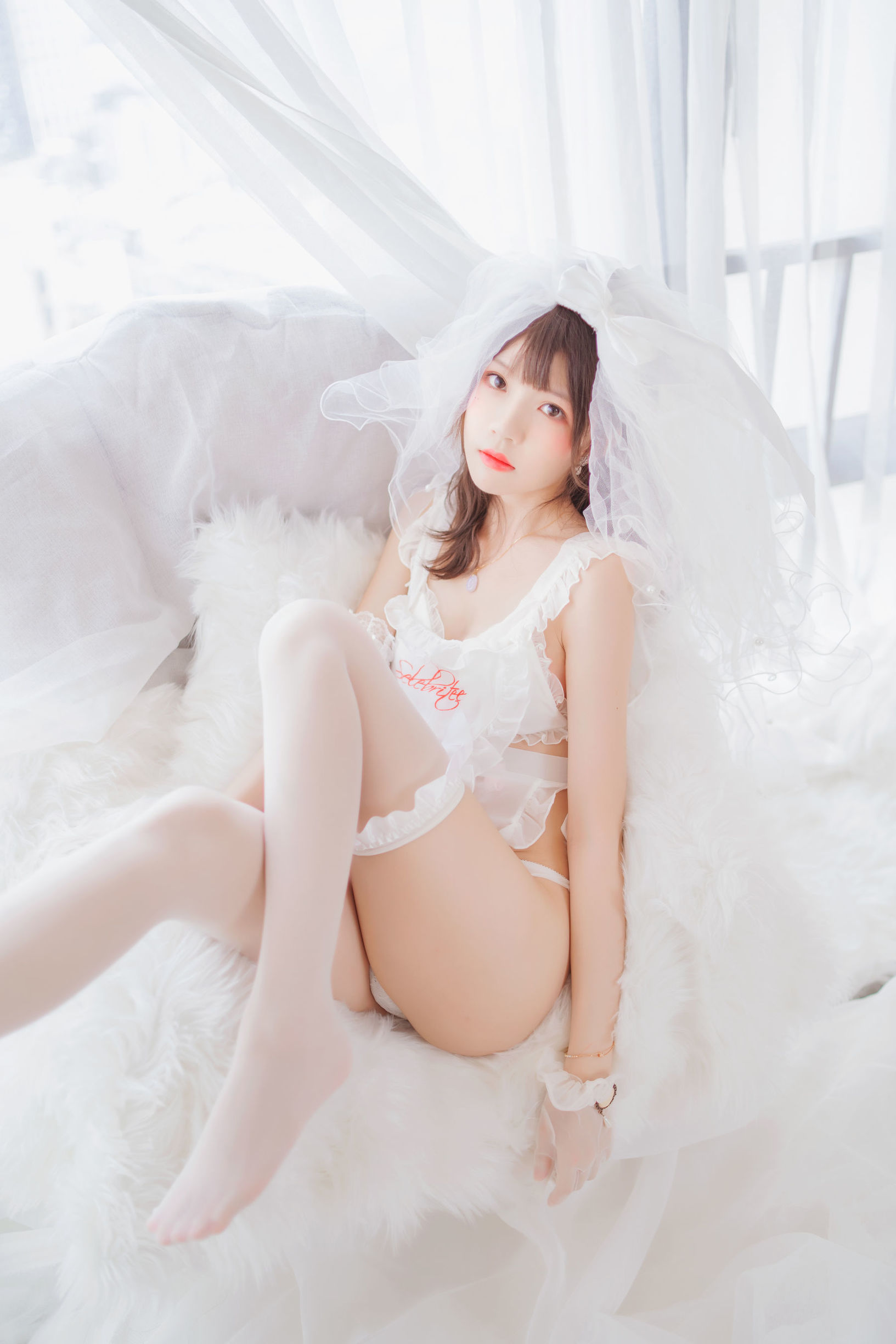 櫻桃喵 輕紗01