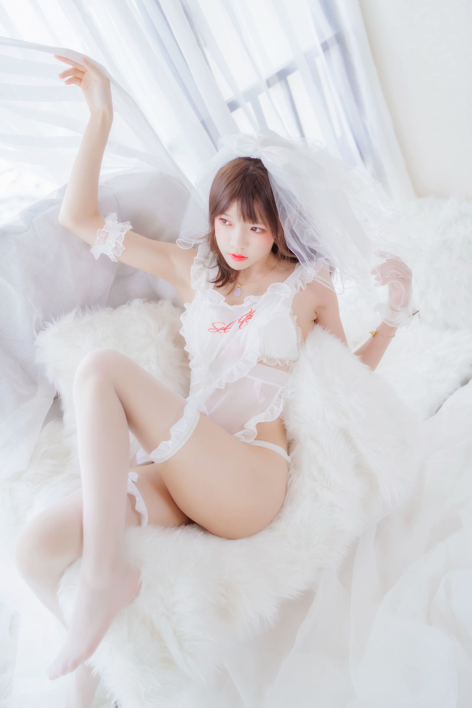 Anh Đào Meo Thanh Sa 02