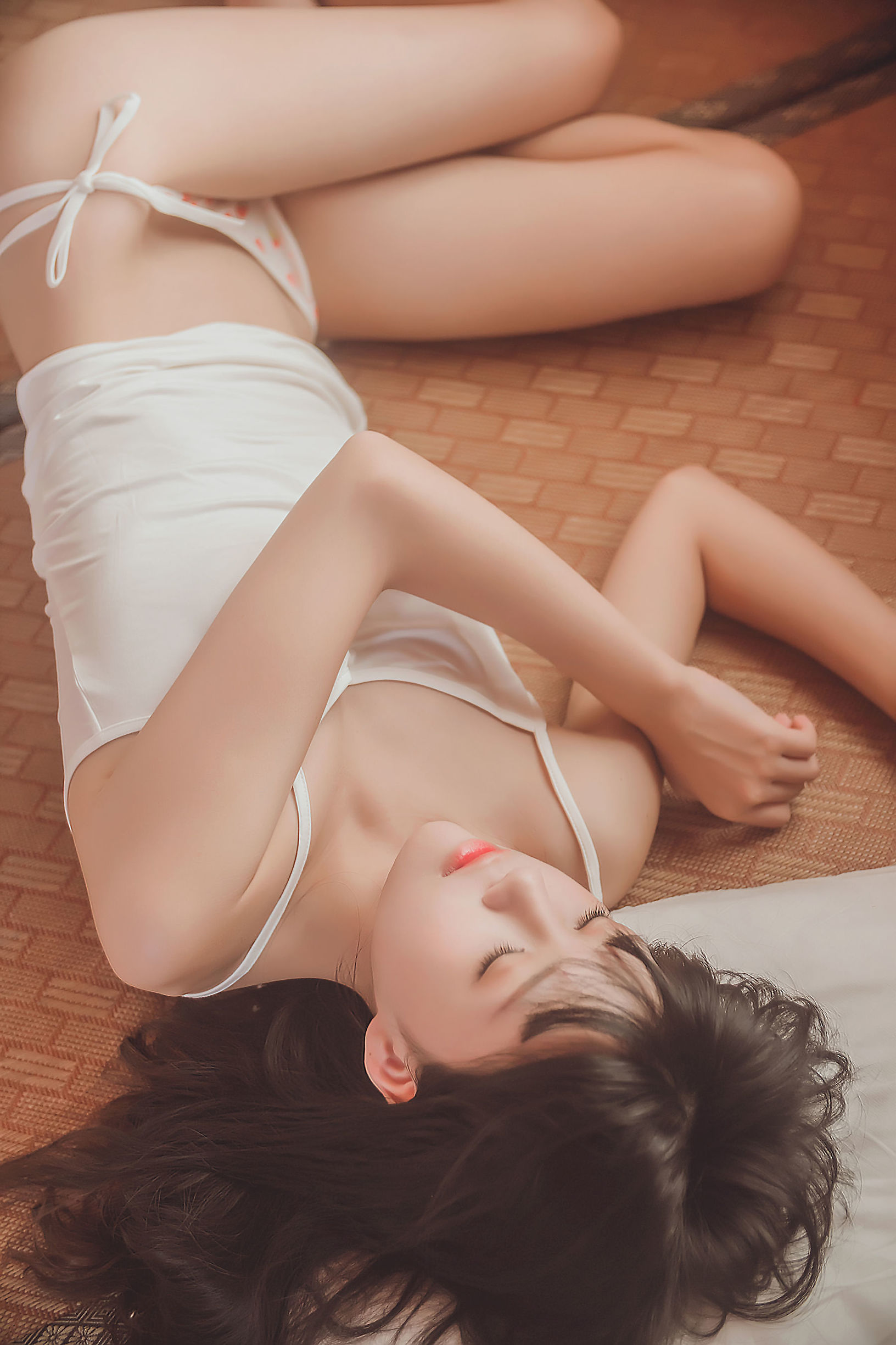 Sakura Tou Miao 小背心换水手服 Photo Set