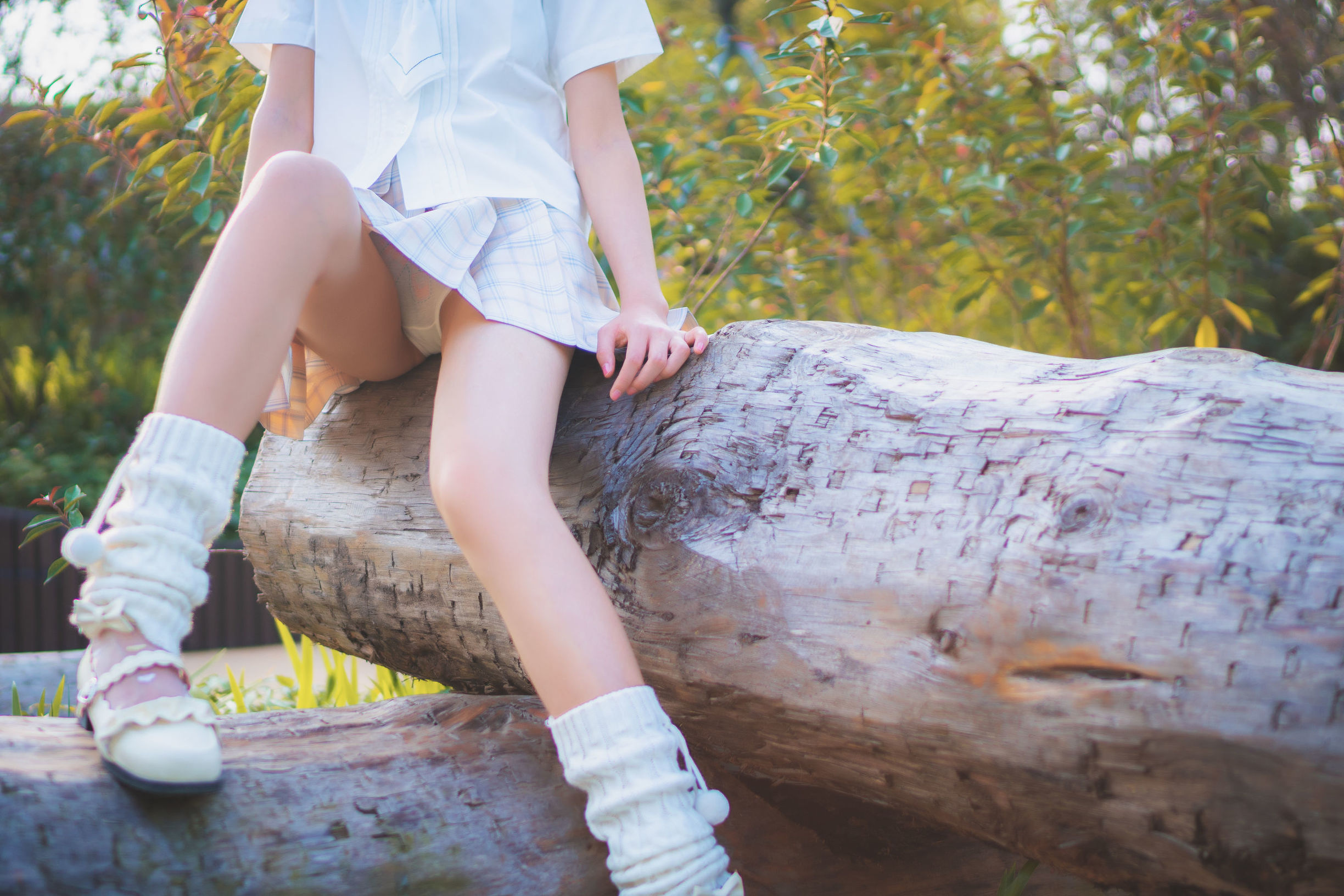Innocent Girl Watermelon Baiyun Forest