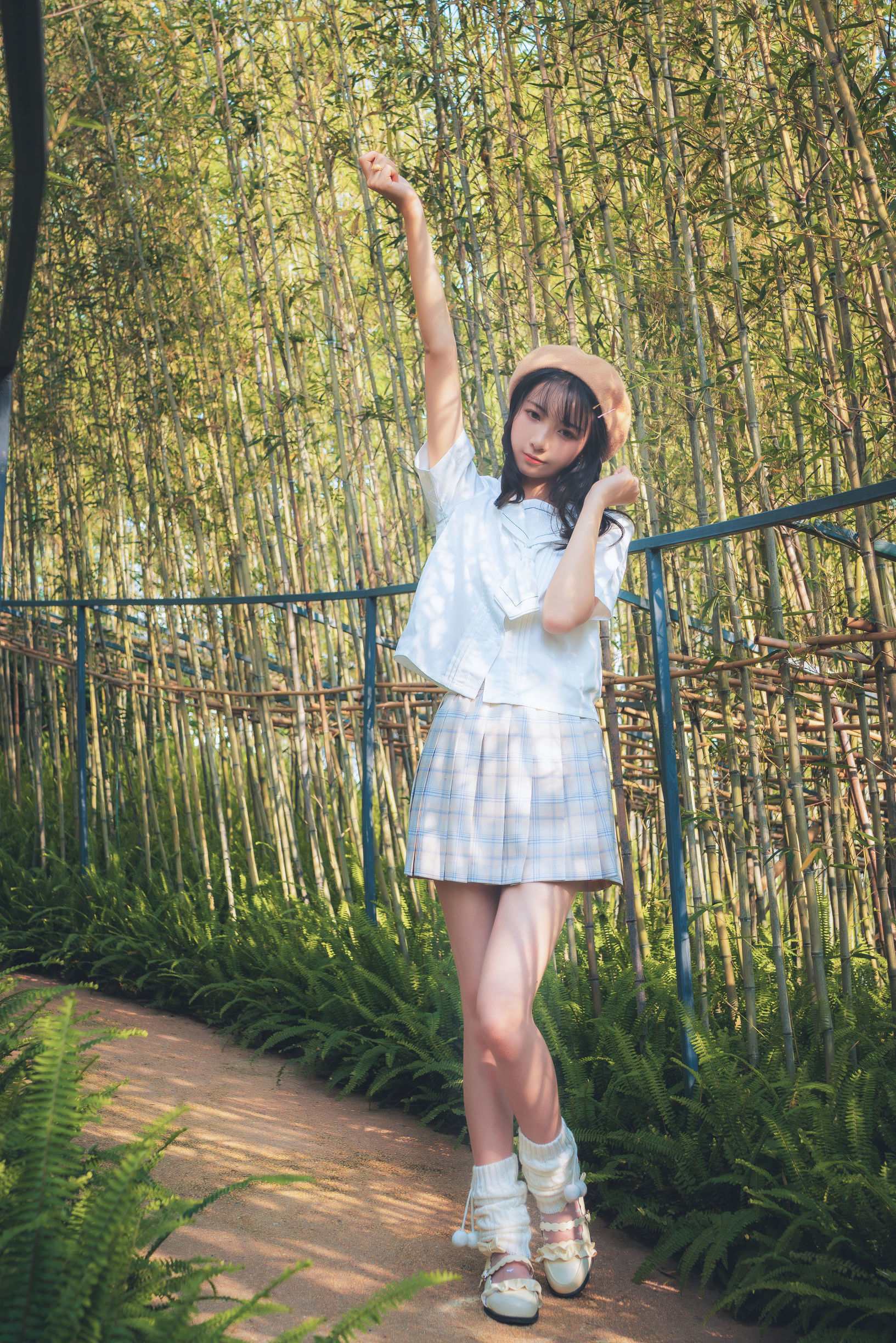 清純妹子西瓜 白雲森林
