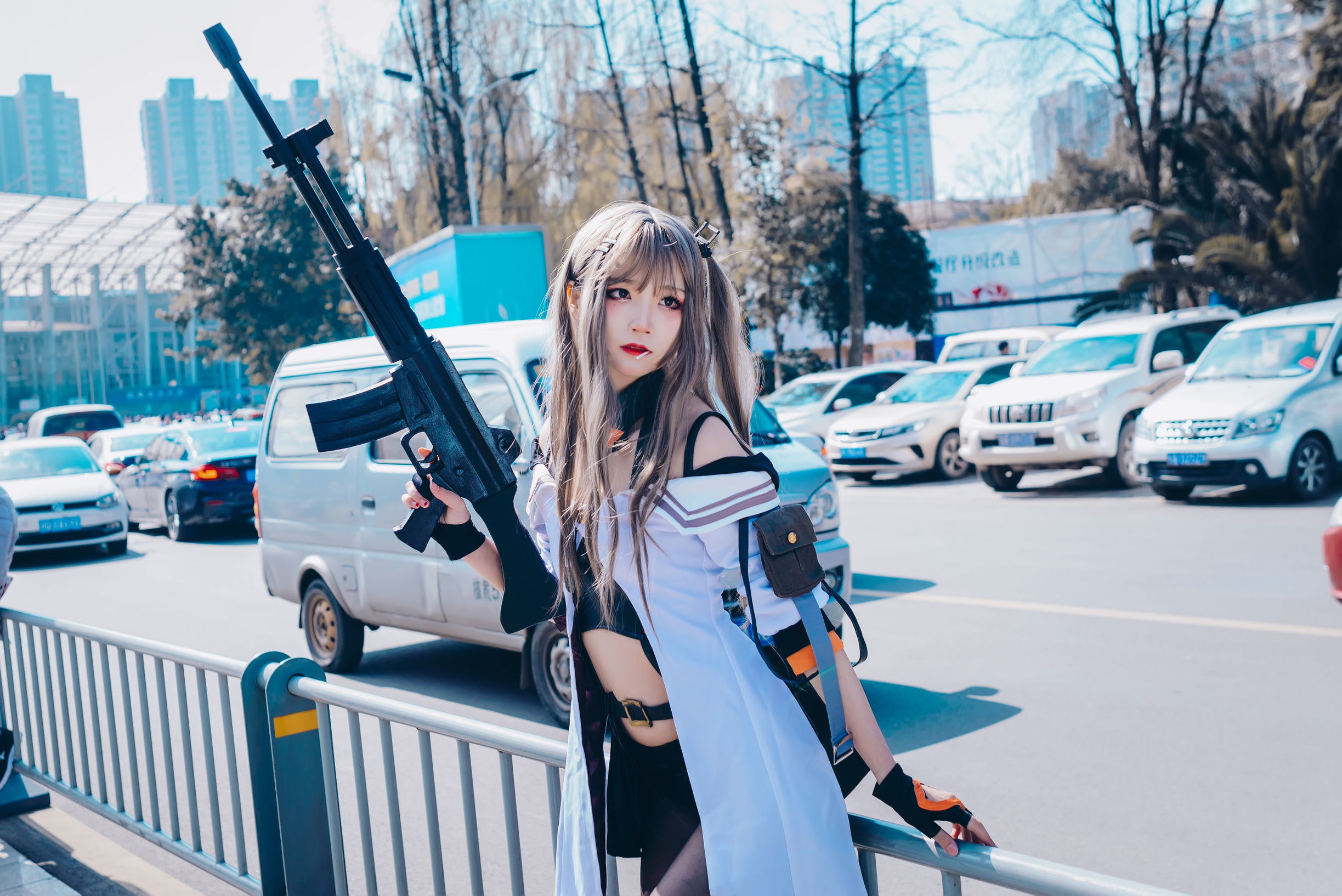 清純少女五更百鬼 少女前線