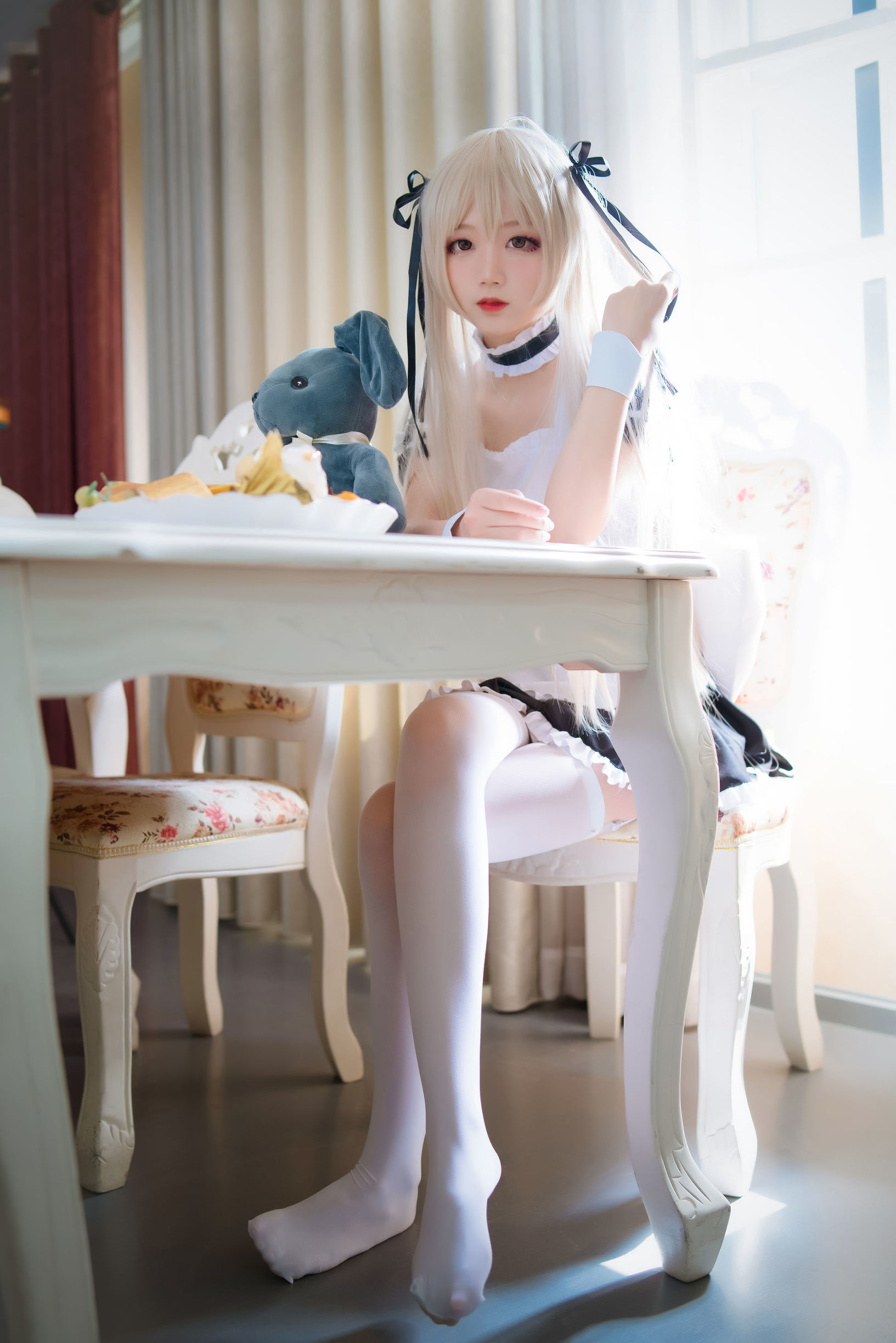 清純な少女 ゴクオウ・ヒャッキ キョウメイ メイド