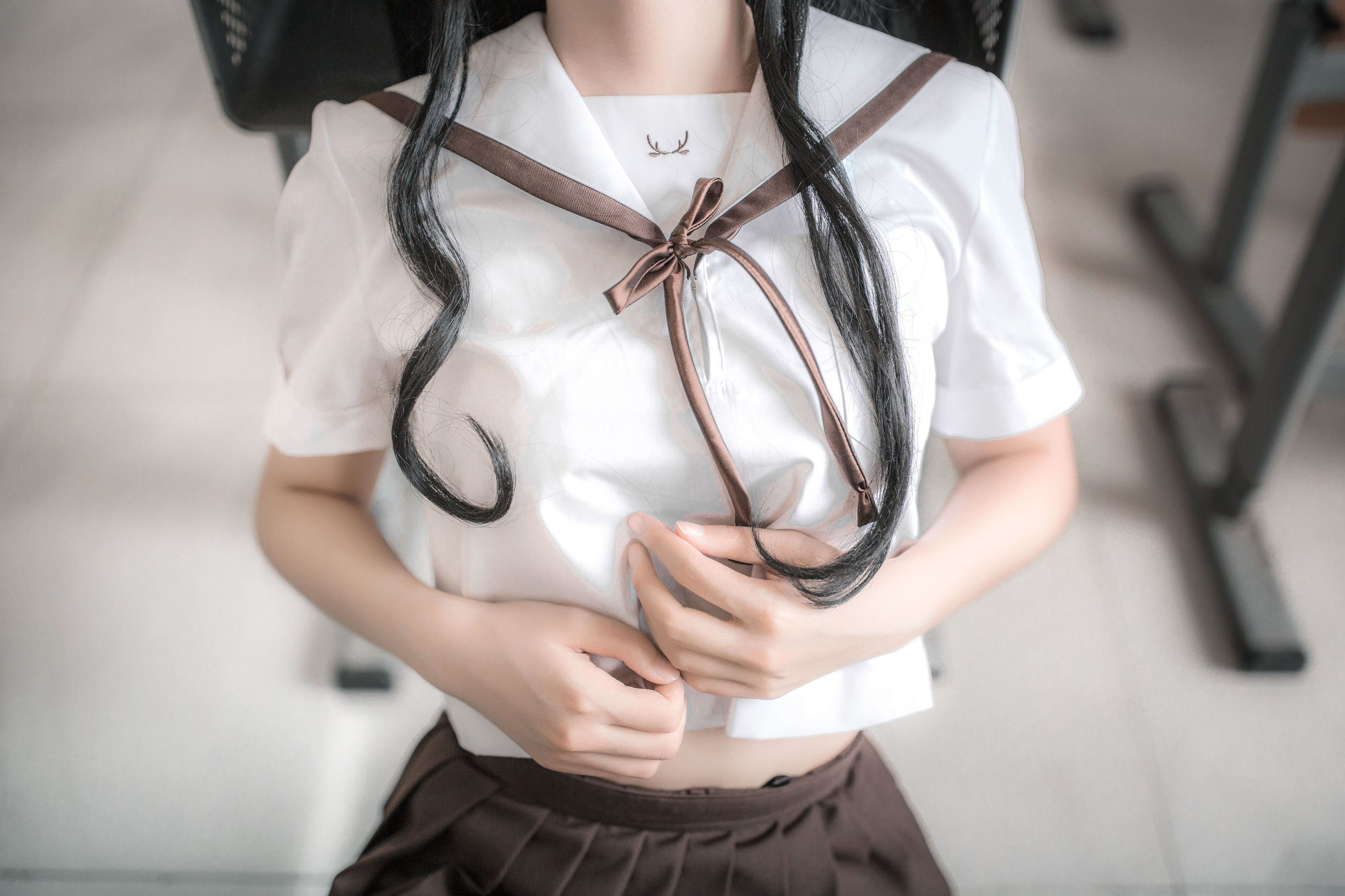瘋貓ss 教室JK學妹的性感