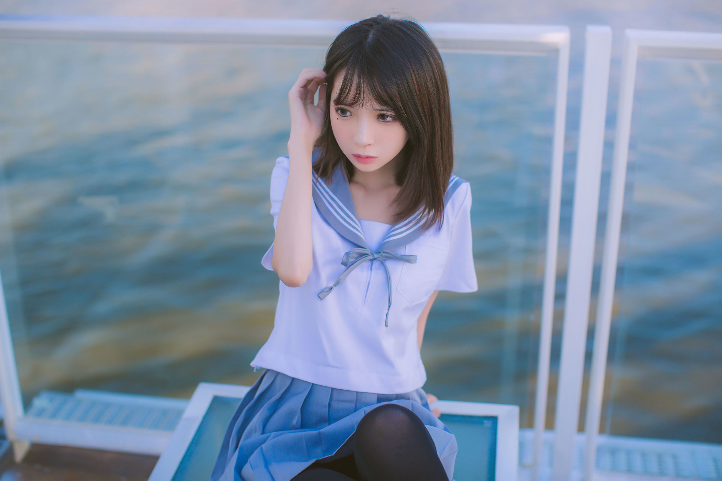 瘋貓ss 海邊藍白水手服