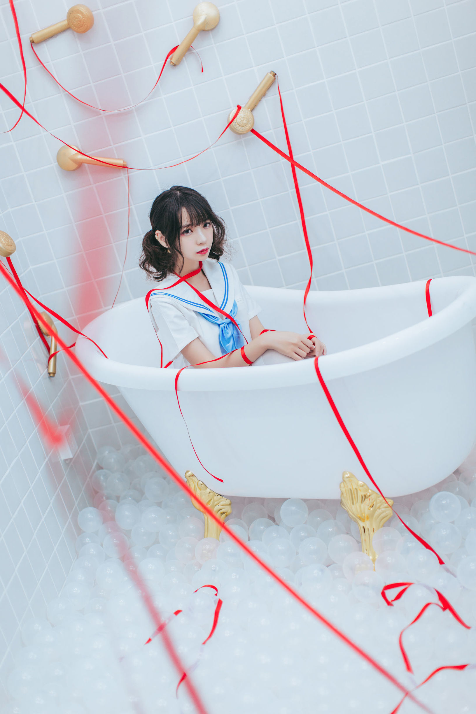 Feng Mao SS: Pajamas and the Sailor Suit in the Bathroom