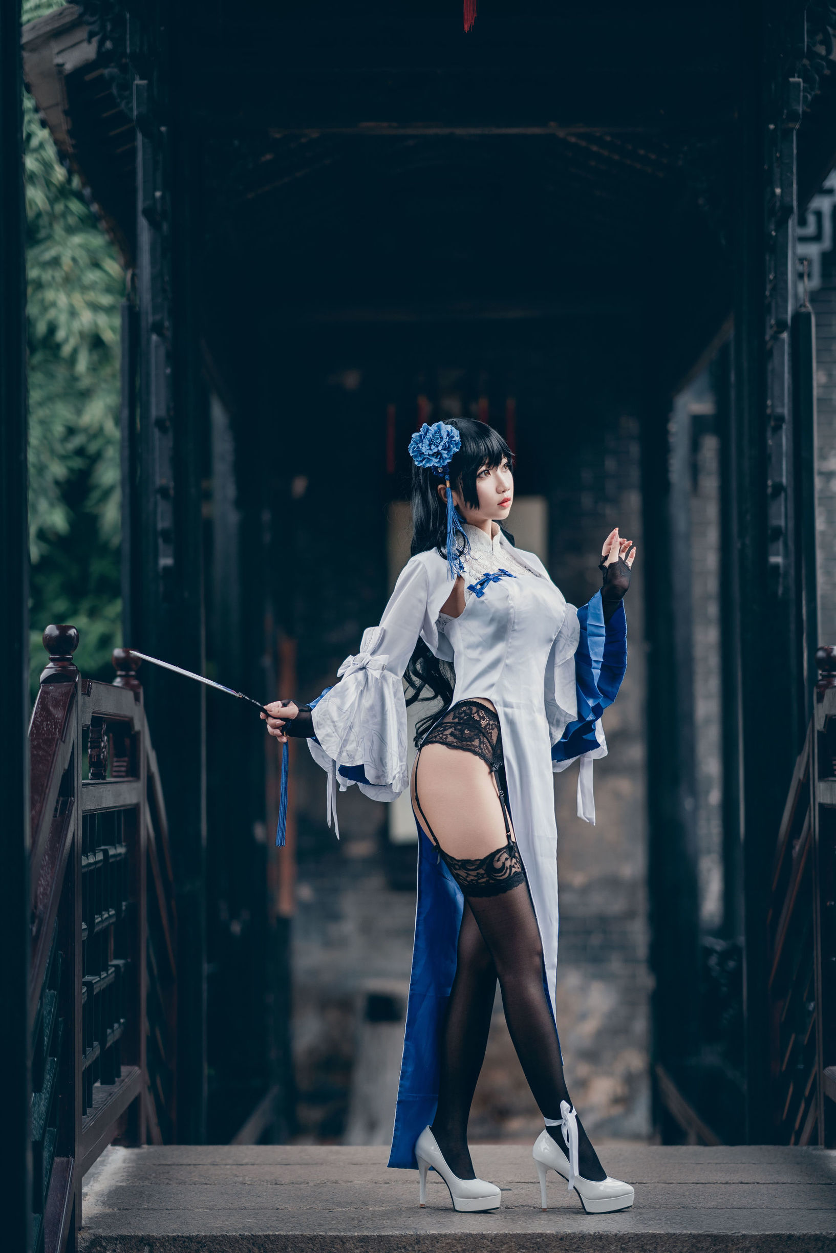白嫩美少女鬼畜瑶 玉玲珑
