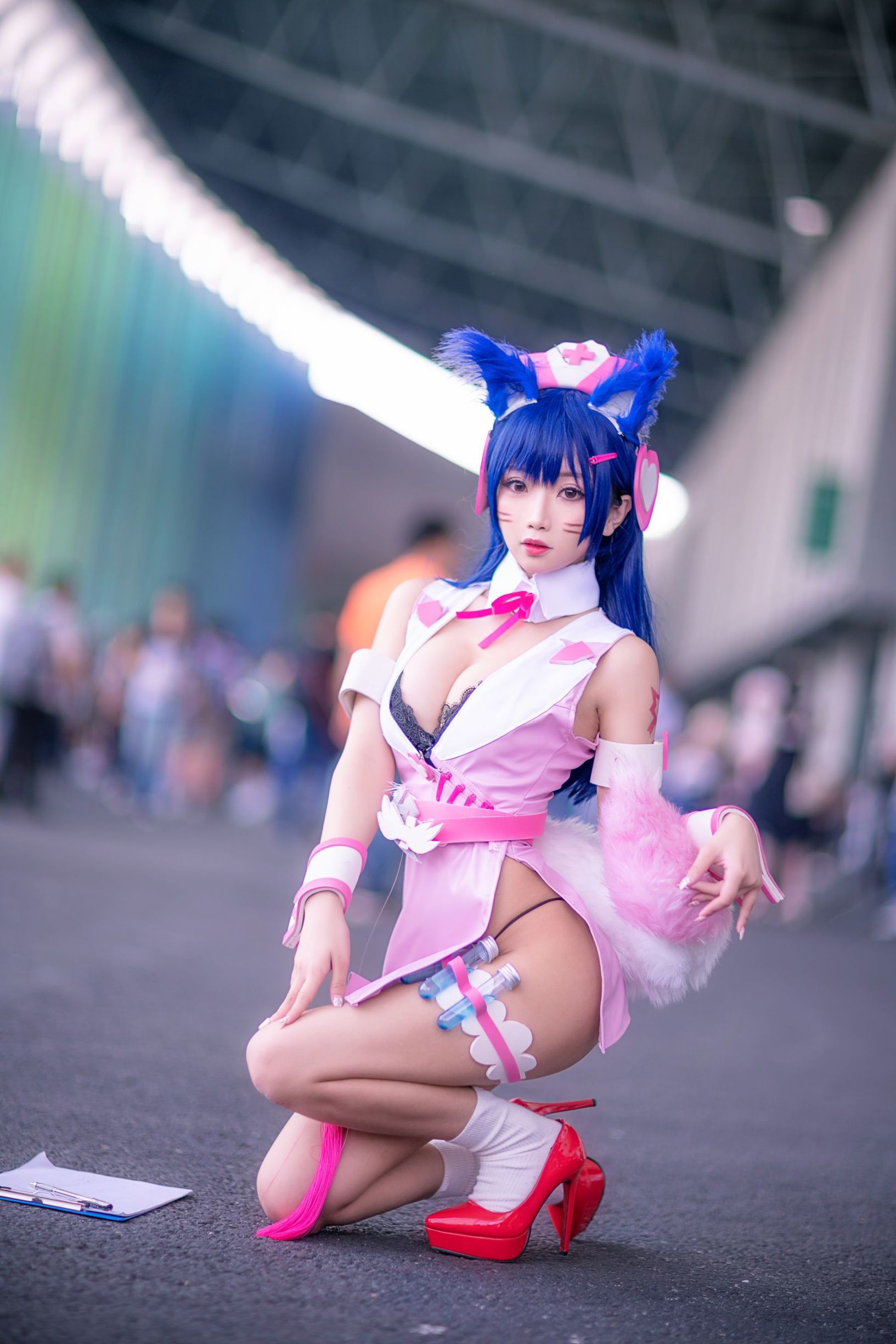 色白の美少女 鬼畜ヤオ アーリ