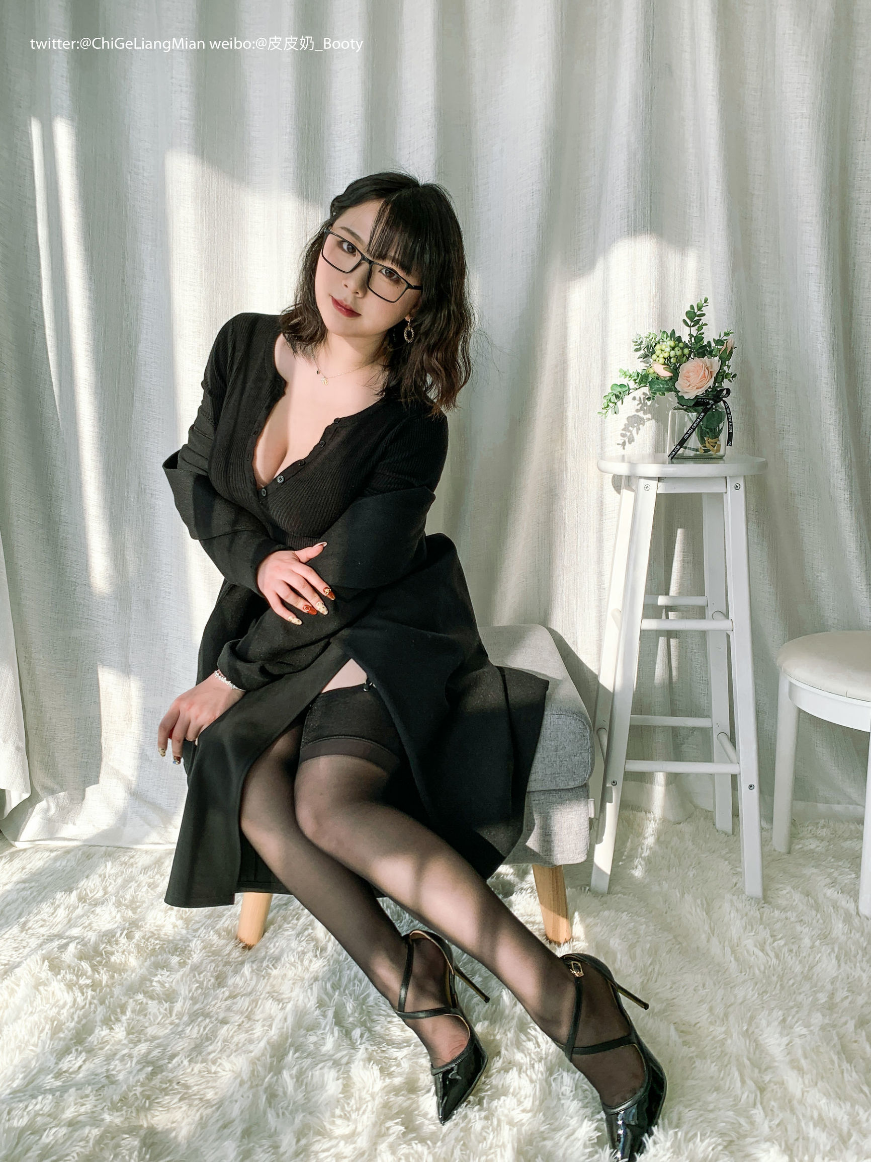 皮皮奶可可愛了啦 黑色OL