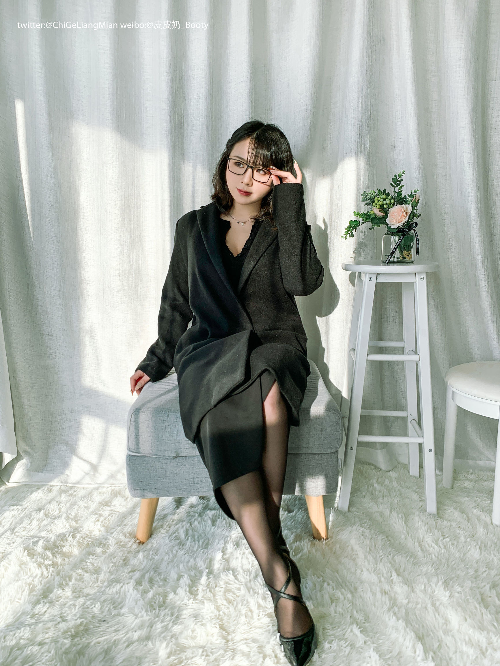皮皮奶可可愛了啦 黑色OL