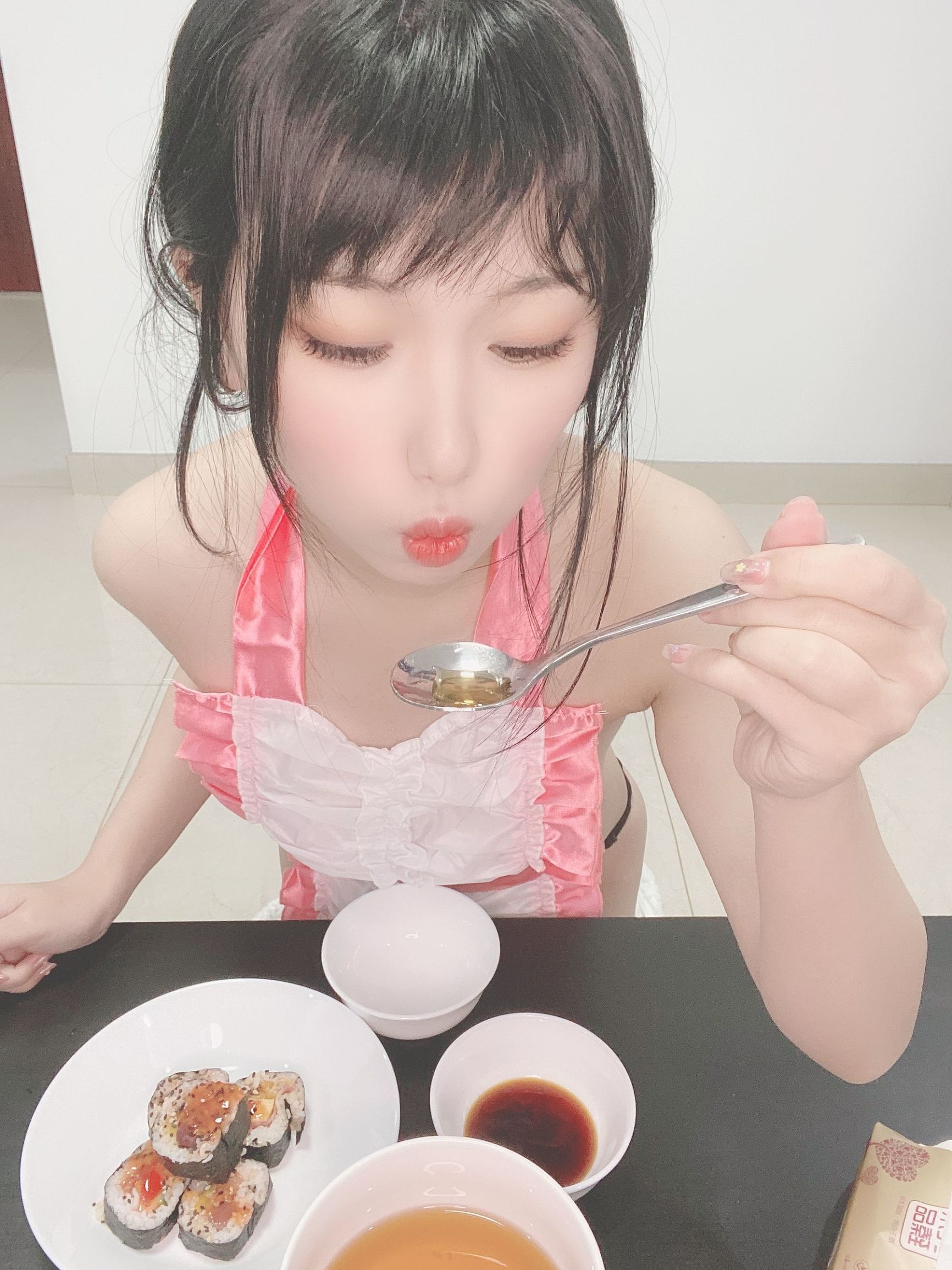 ยูหยวน ยูโกะ เอสเจ คนเป็นเมียผ้ากันเปื้อน
