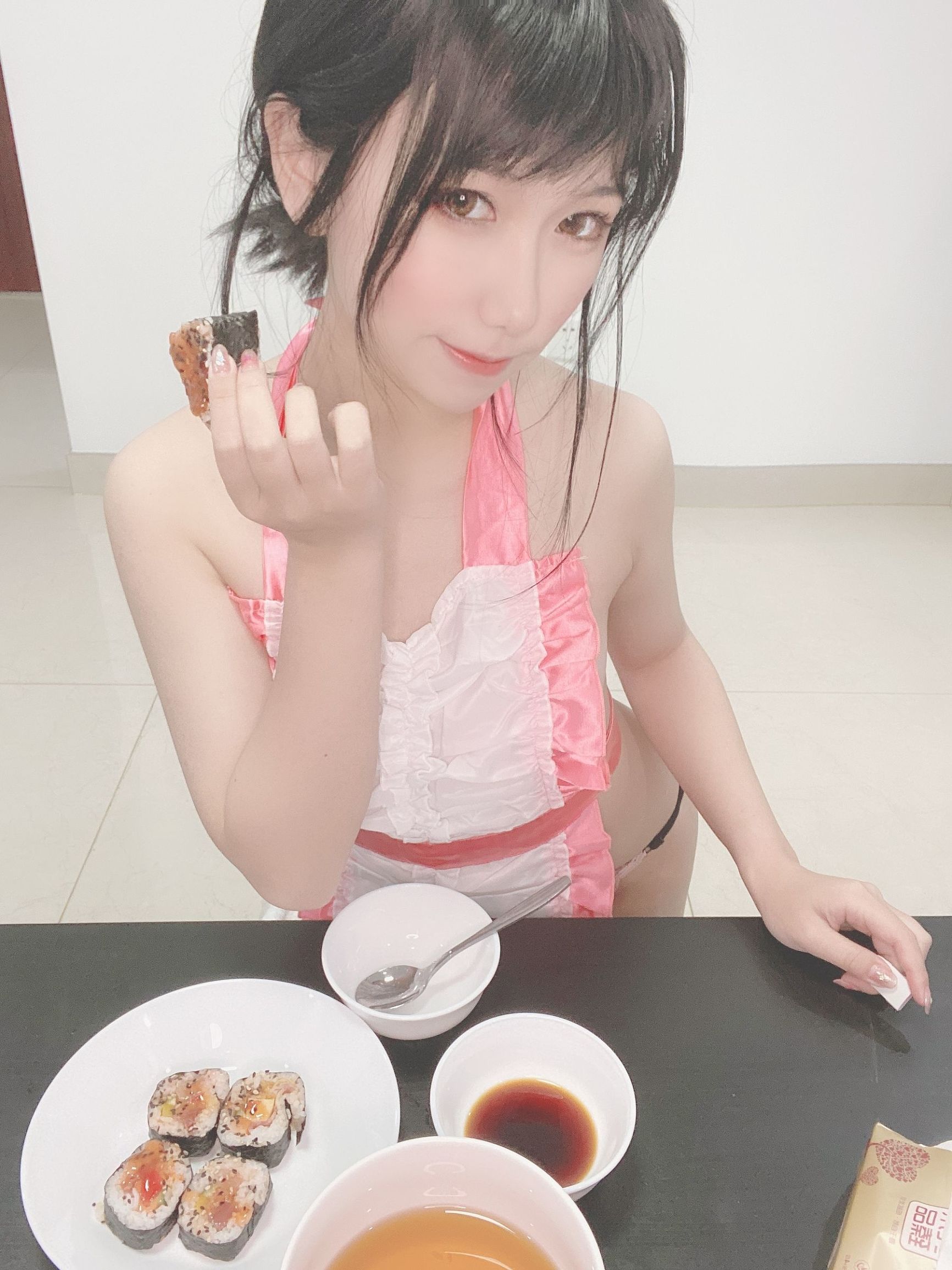 ยูหยวน ยูโกะ เอสเจ คนเป็นเมียผ้ากันเปื้อน