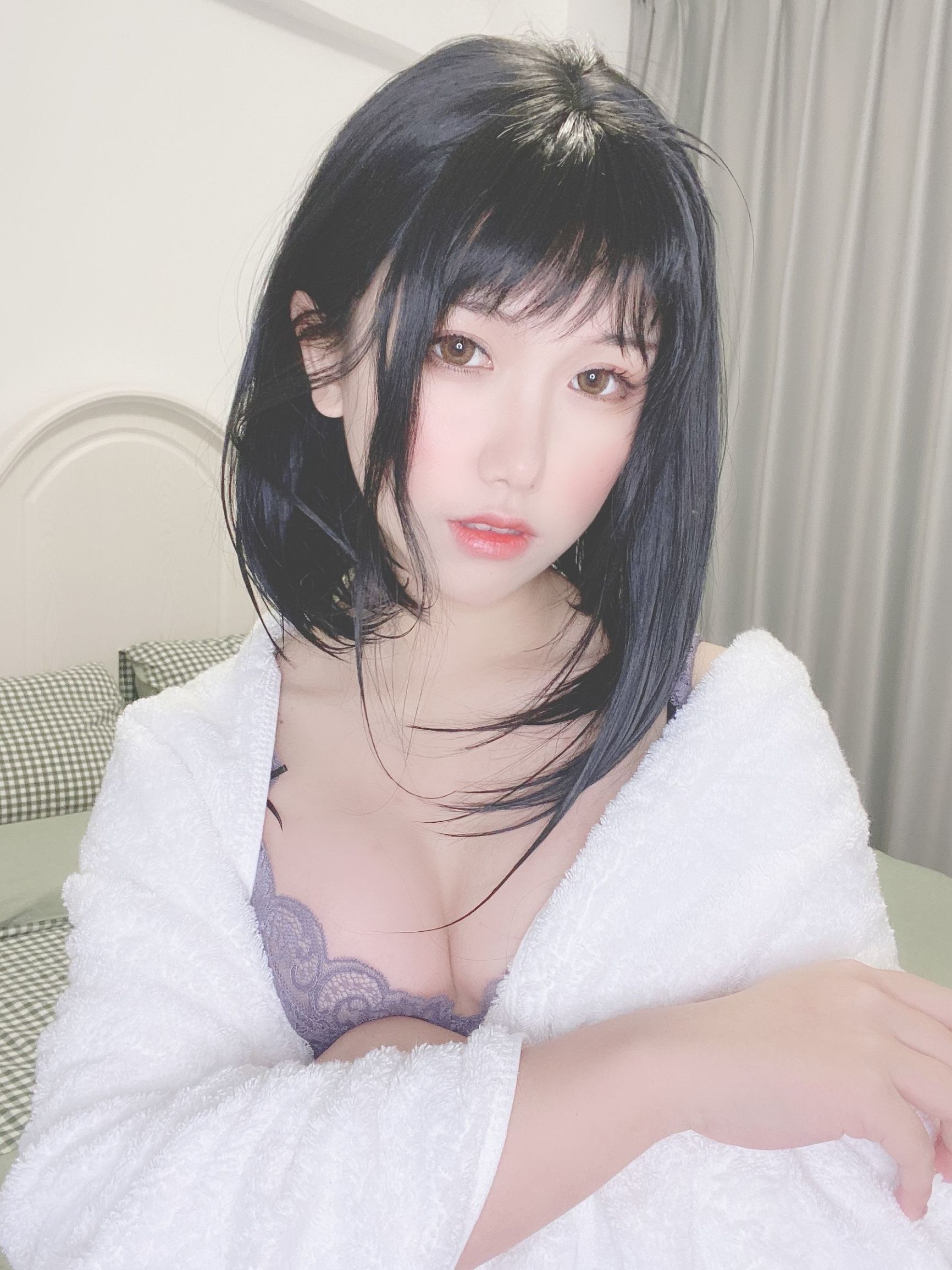 ยูหยวน ยูโกะ เอสเจ คนเป็นเมียผ้ากันเปื้อน