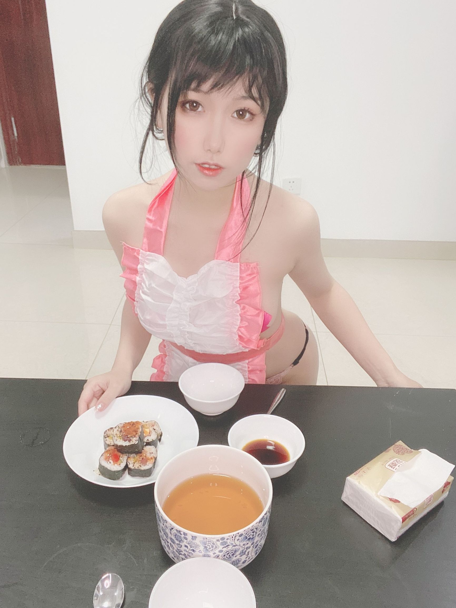 ยูหยวน ยูโกะ เอสเจ คนเป็นเมียผ้ากันเปื้อน