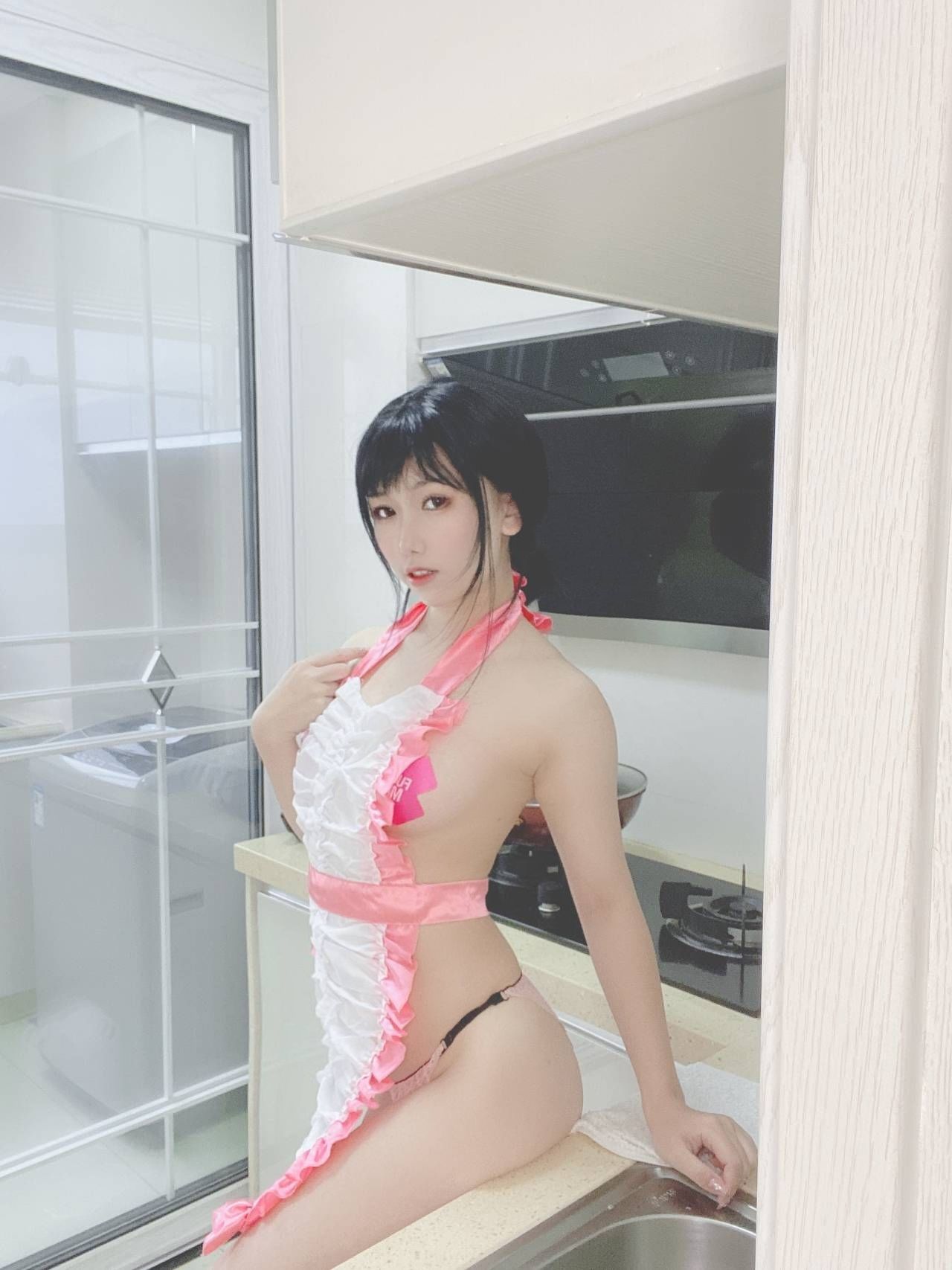 ยูหยวน ยูโกะ เอสเจ คนเป็นเมียผ้ากันเปื้อน