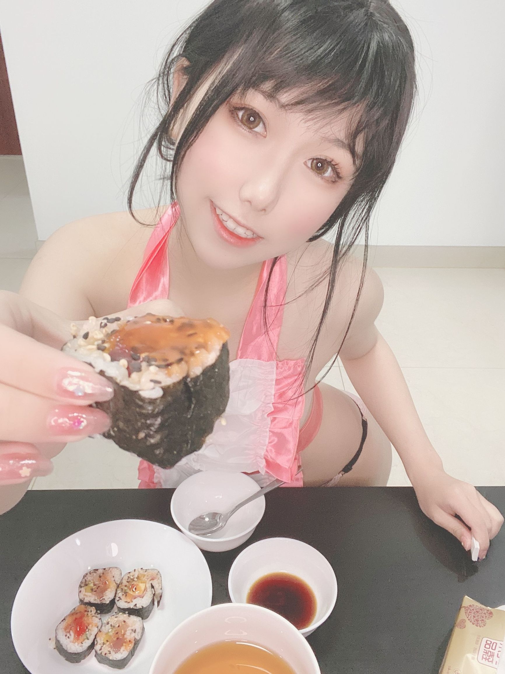 ยูหยวน ยูโกะ เอสเจ คนเป็นเมียผ้ากันเปื้อน