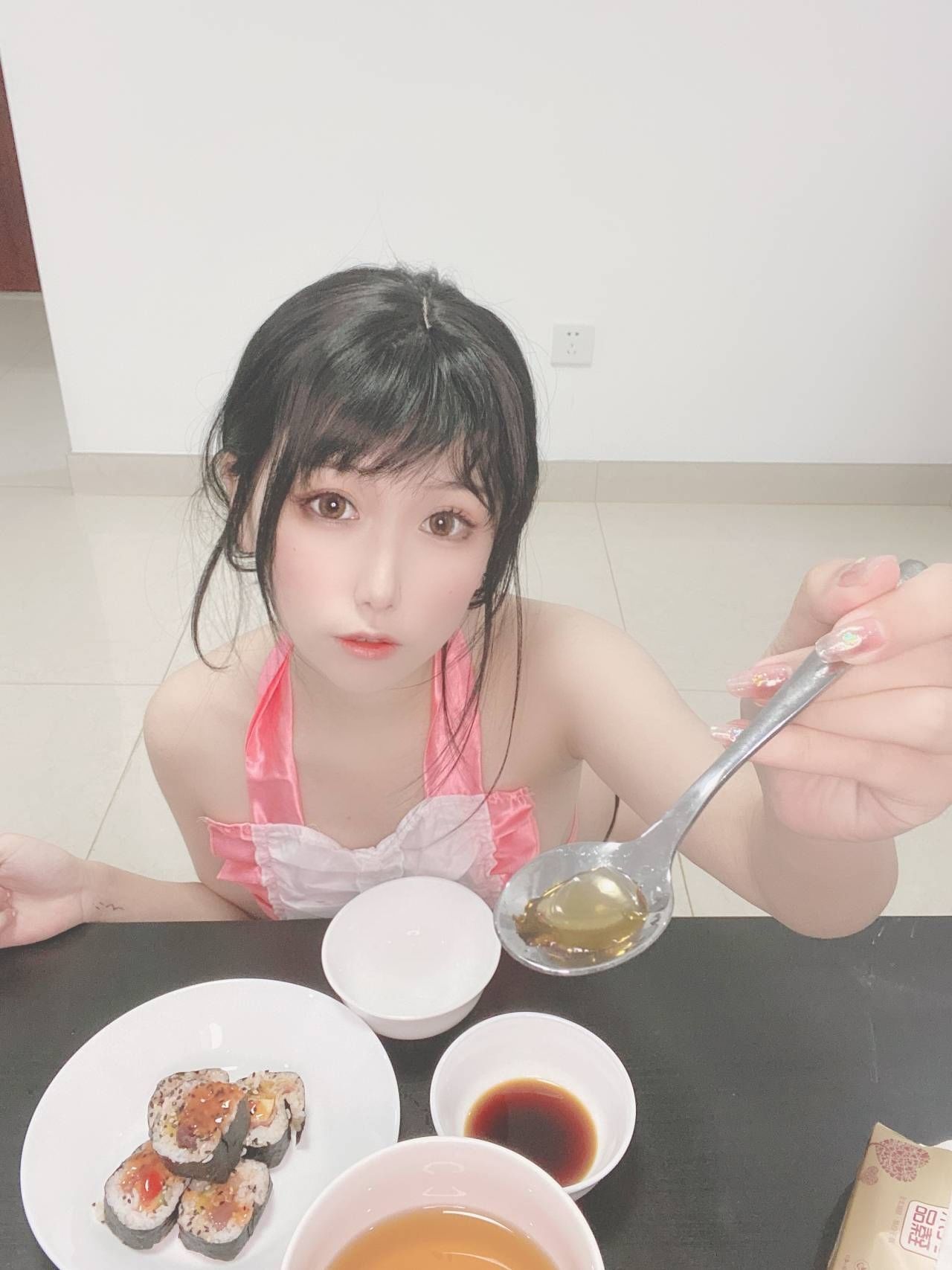 ยูหยวน ยูโกะ เอสเจ คนเป็นเมียผ้ากันเปื้อน