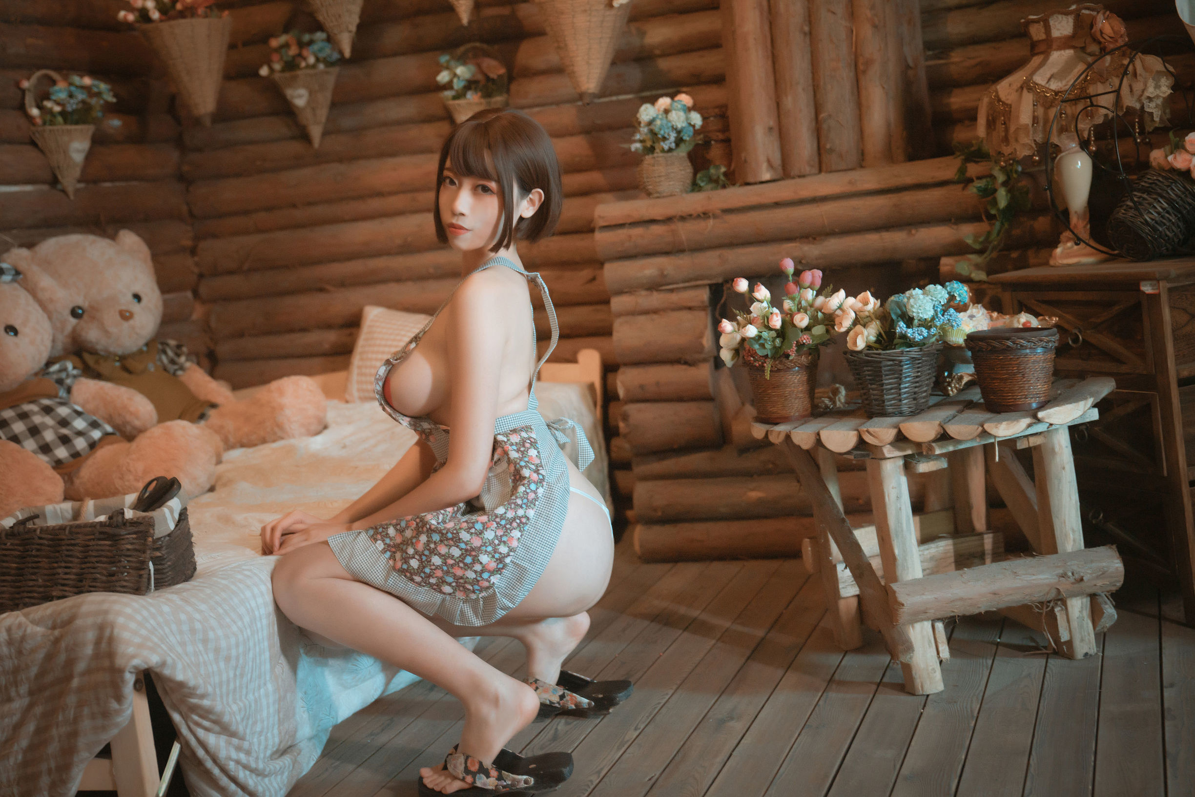 Meng Mei Nai Xi Jiang nice, diligent boss's wife