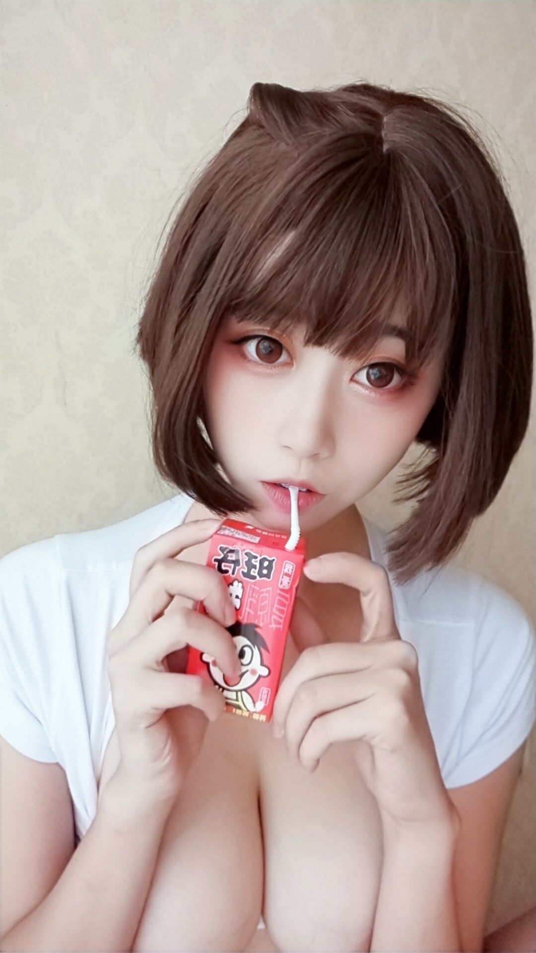 멩메이네이시짱나이스 행복의 물 토끼 여자