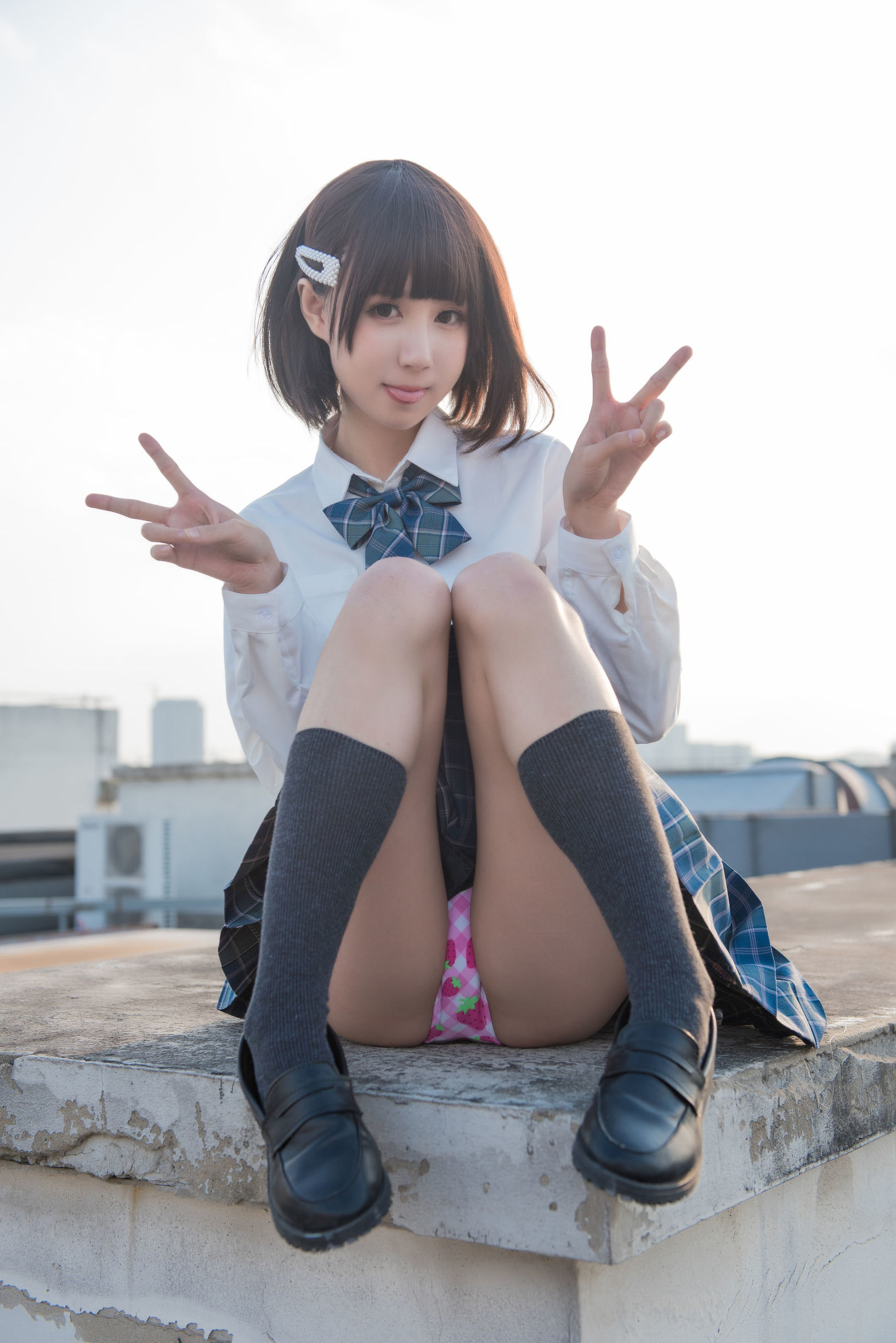 萌妹子南鴿 少女裙底