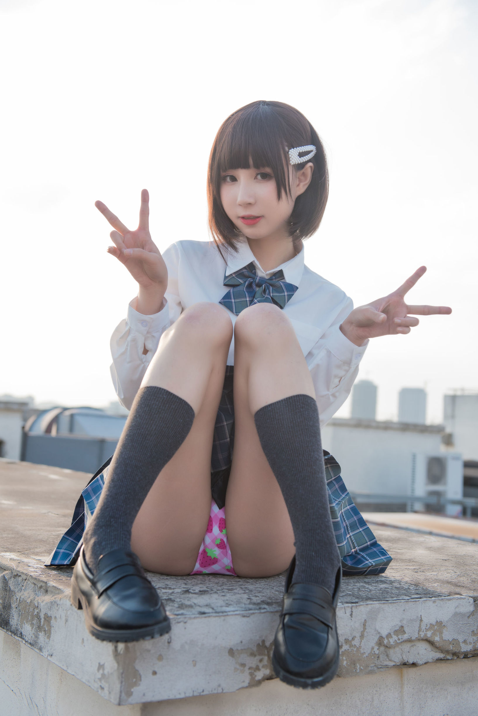 萌妹子南鴿 少女裙底