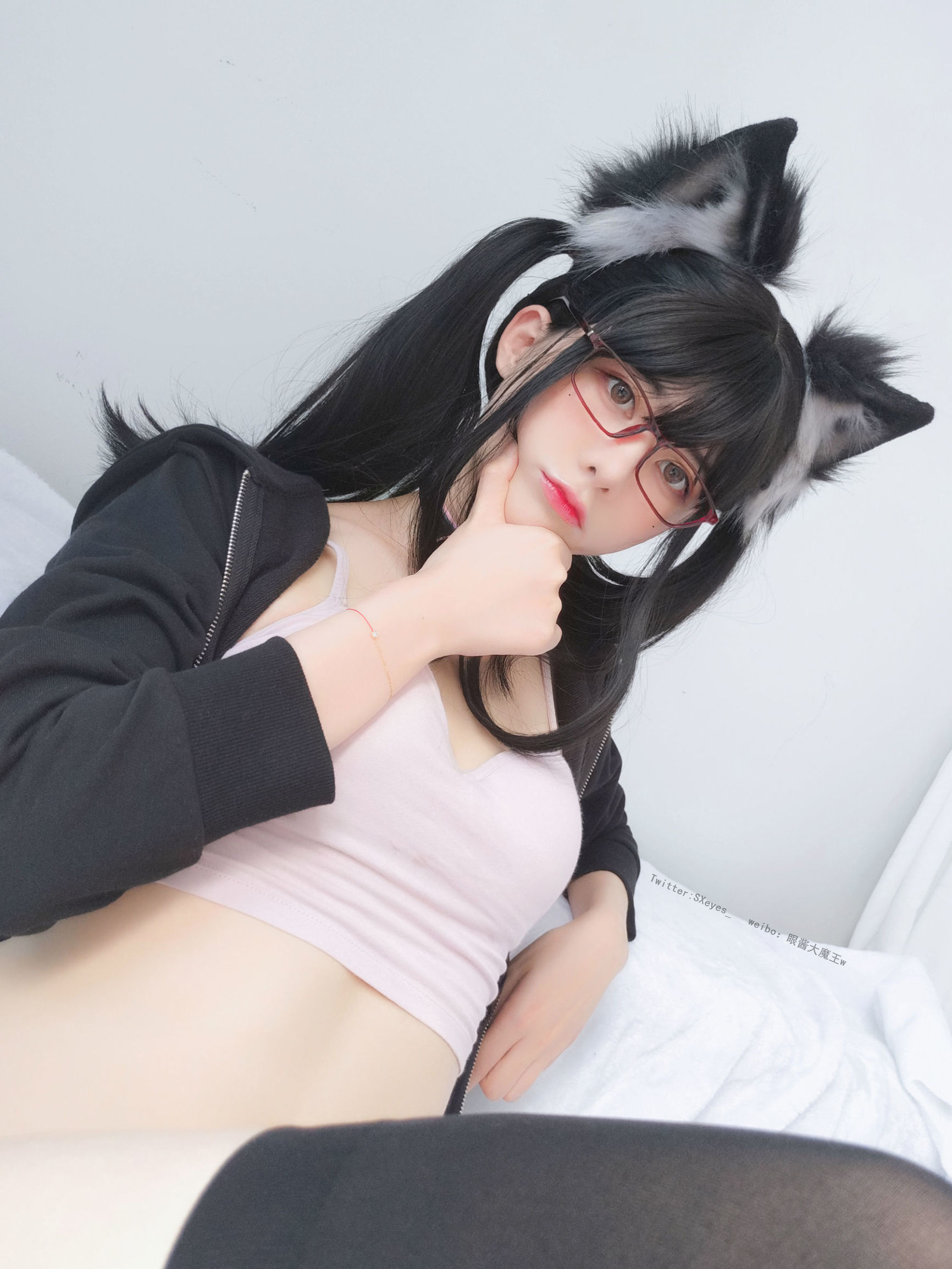萌妹子眼醬大魔王w 黑狐