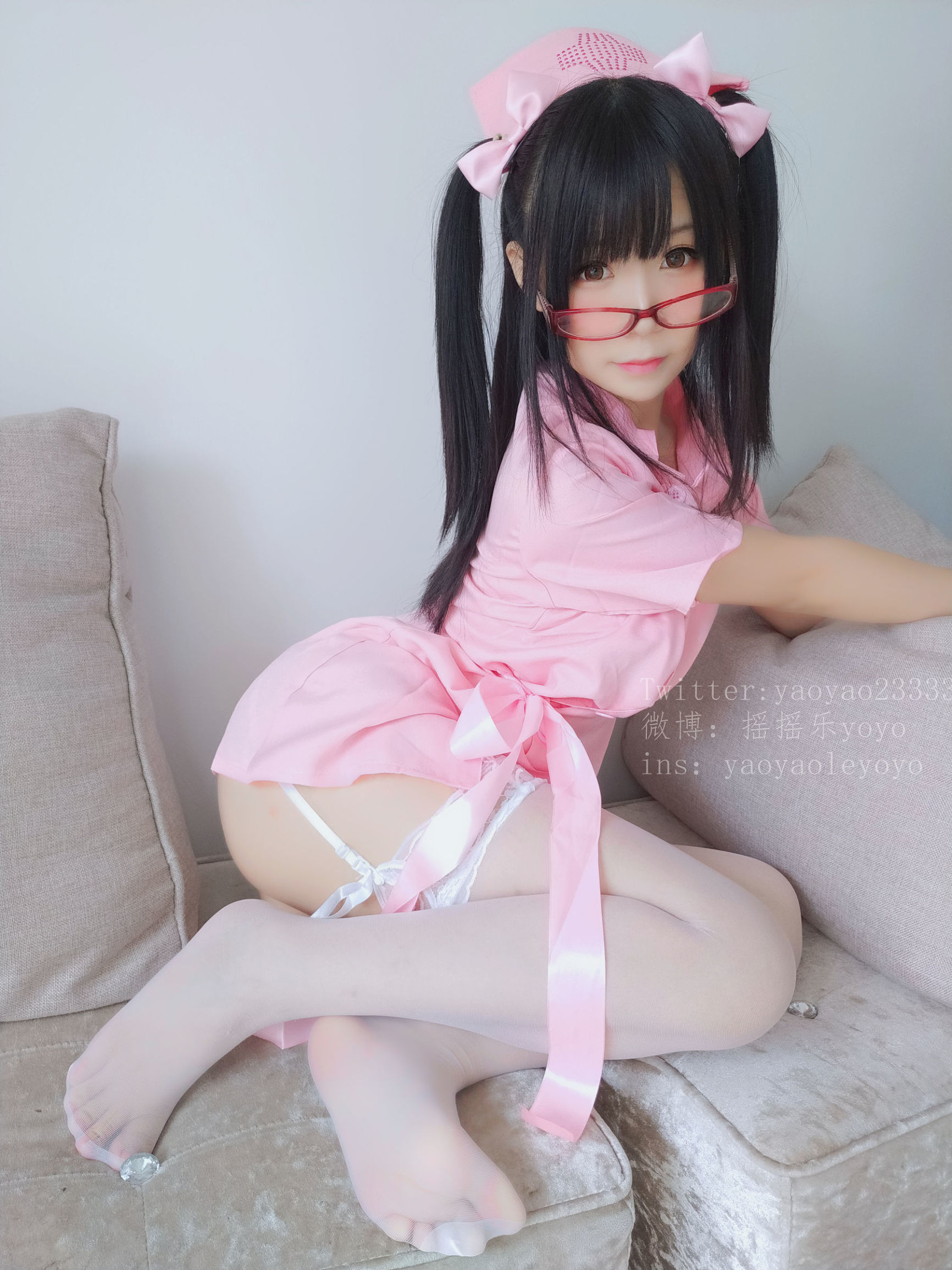 Cute Girl Coser Yao Yao Le Yoyo Cute Pink Nurse