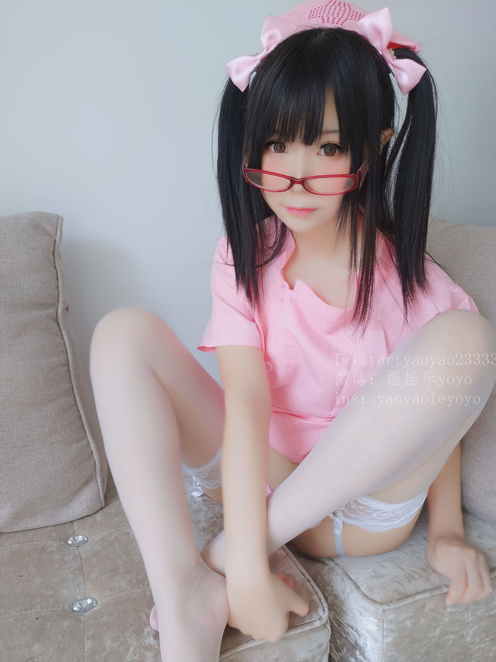 Cô gái dễ thương Coser YoYo - Y tá dễ thương màu hồng
