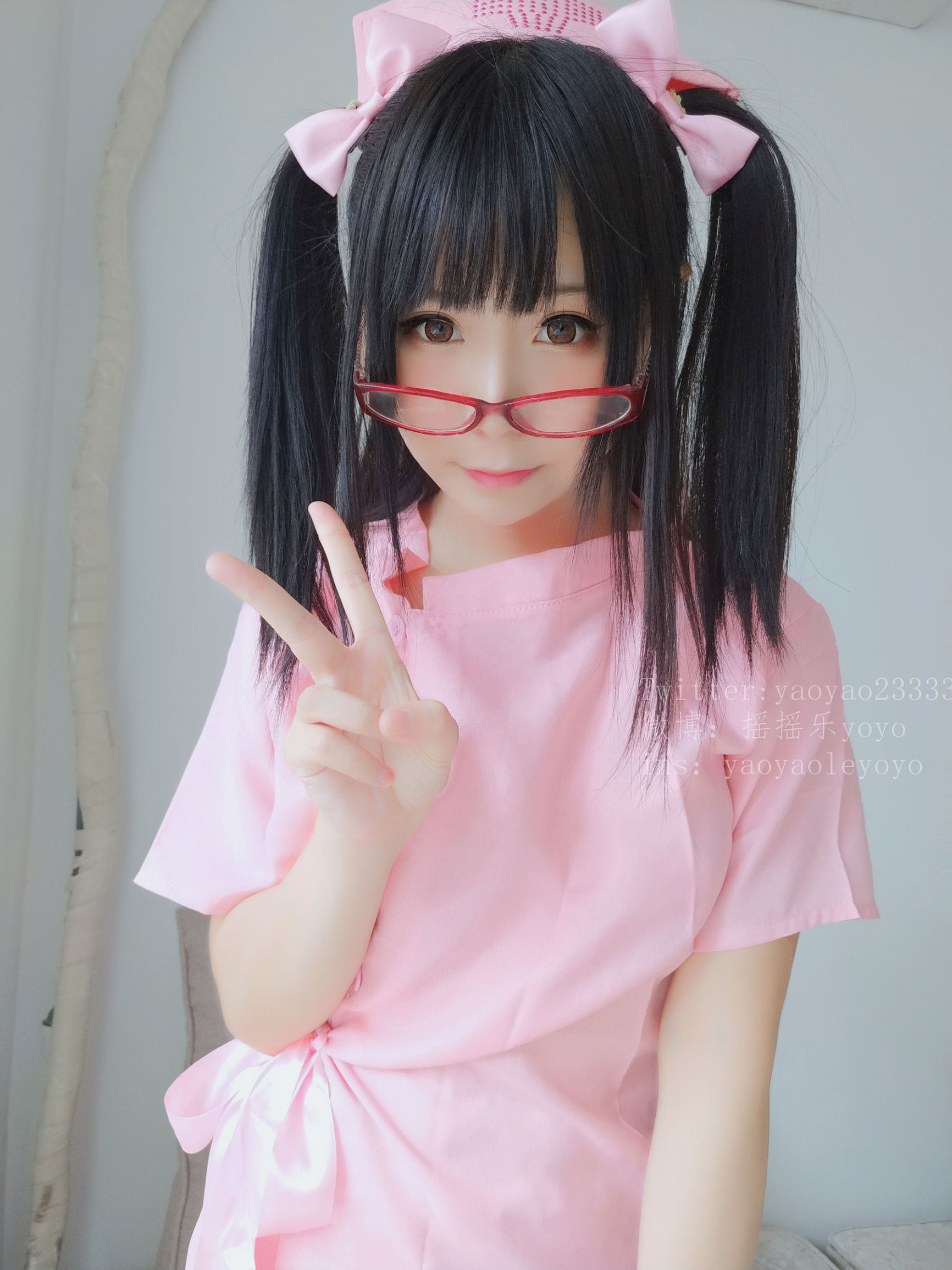 Cô gái dễ thương Coser YoYo - Y tá dễ thương màu hồng