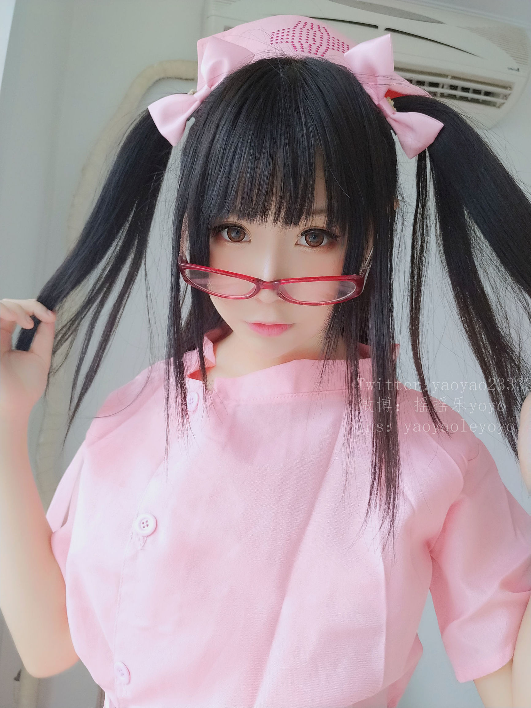 Cô gái dễ thương Coser YoYo - Y tá dễ thương màu hồng