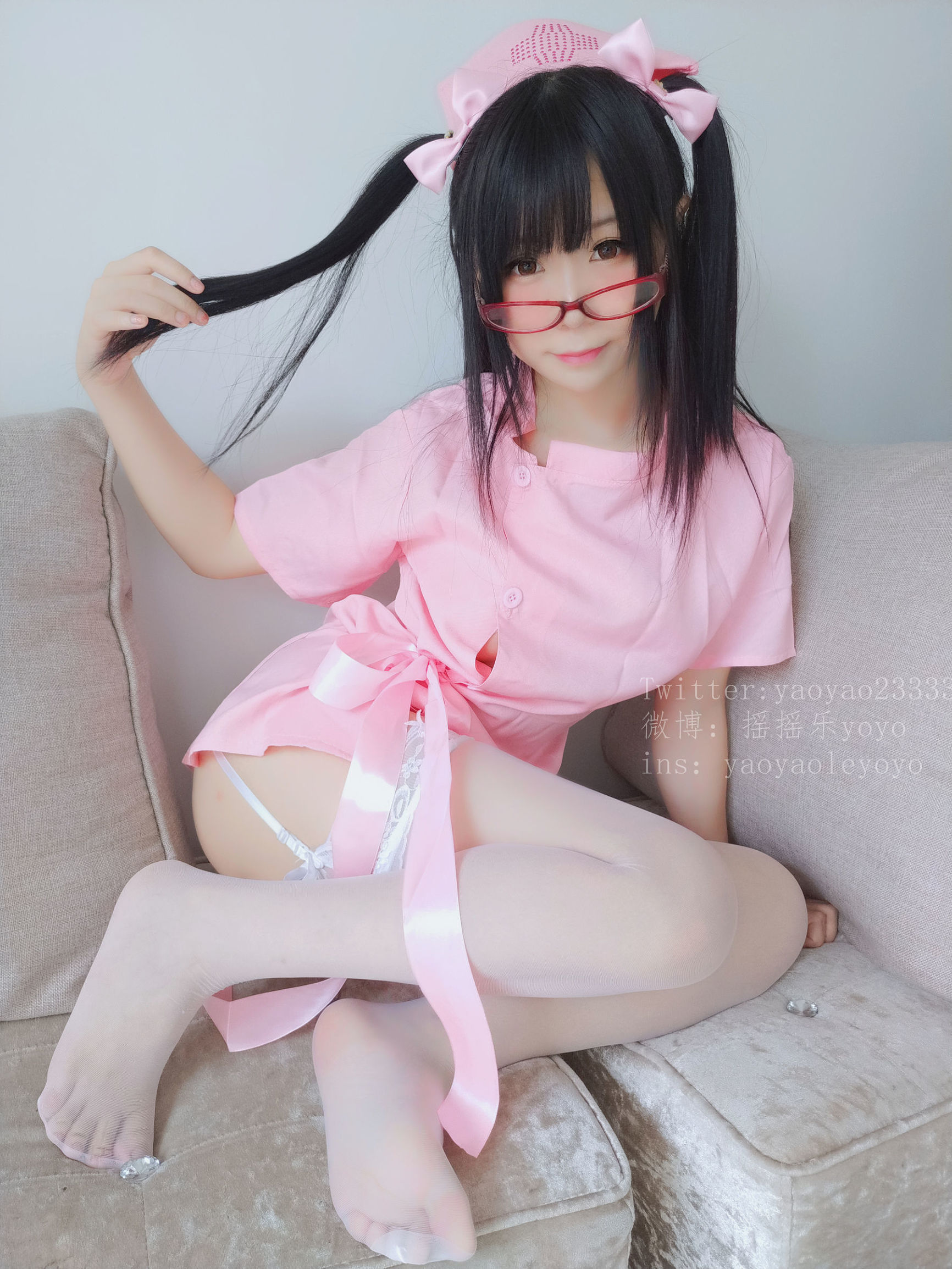 Cute Girl Coser Yao Yao Le Yoyo Cute Pink Nurse