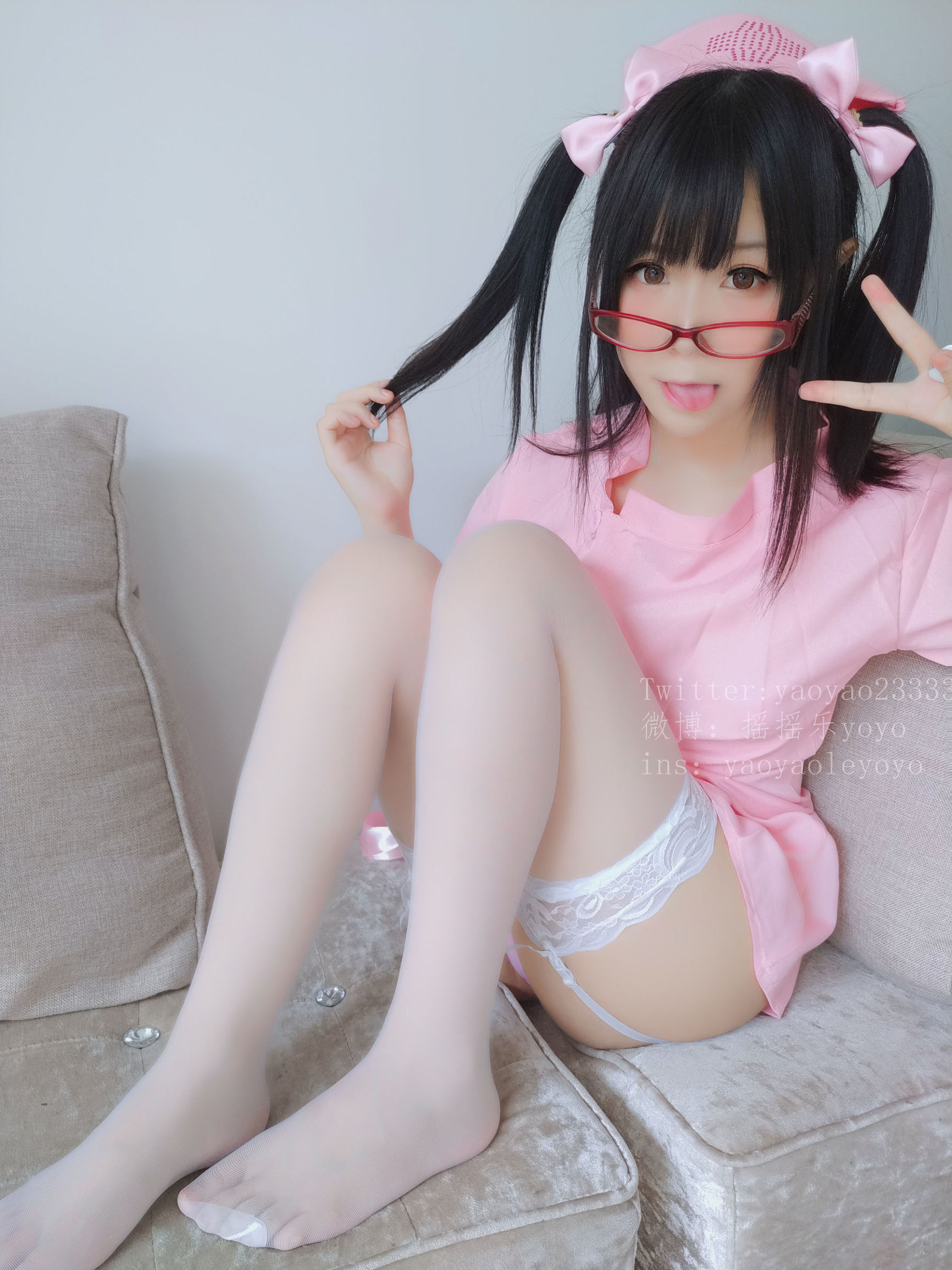 Cô gái dễ thương Coser YoYo - Y tá dễ thương màu hồng
