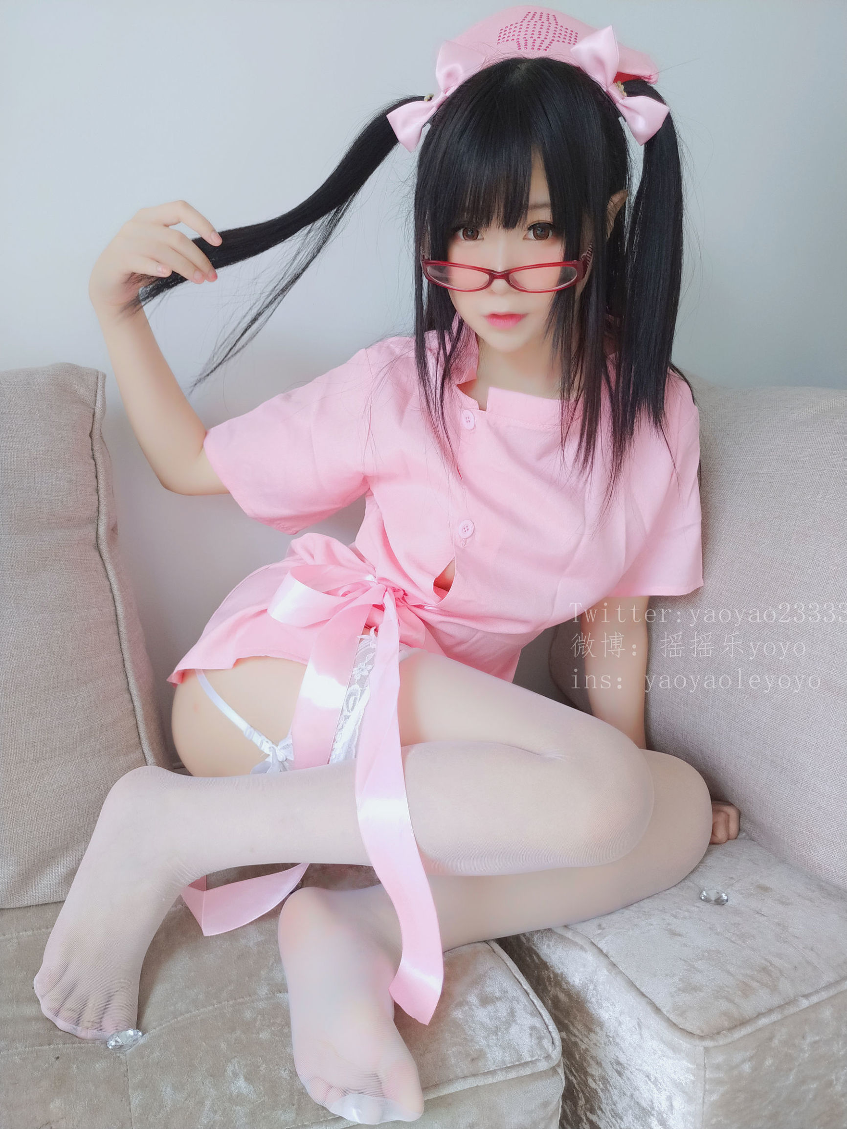 Cute Girl Coser Yao Yao Le Yoyo Cute Pink Nurse