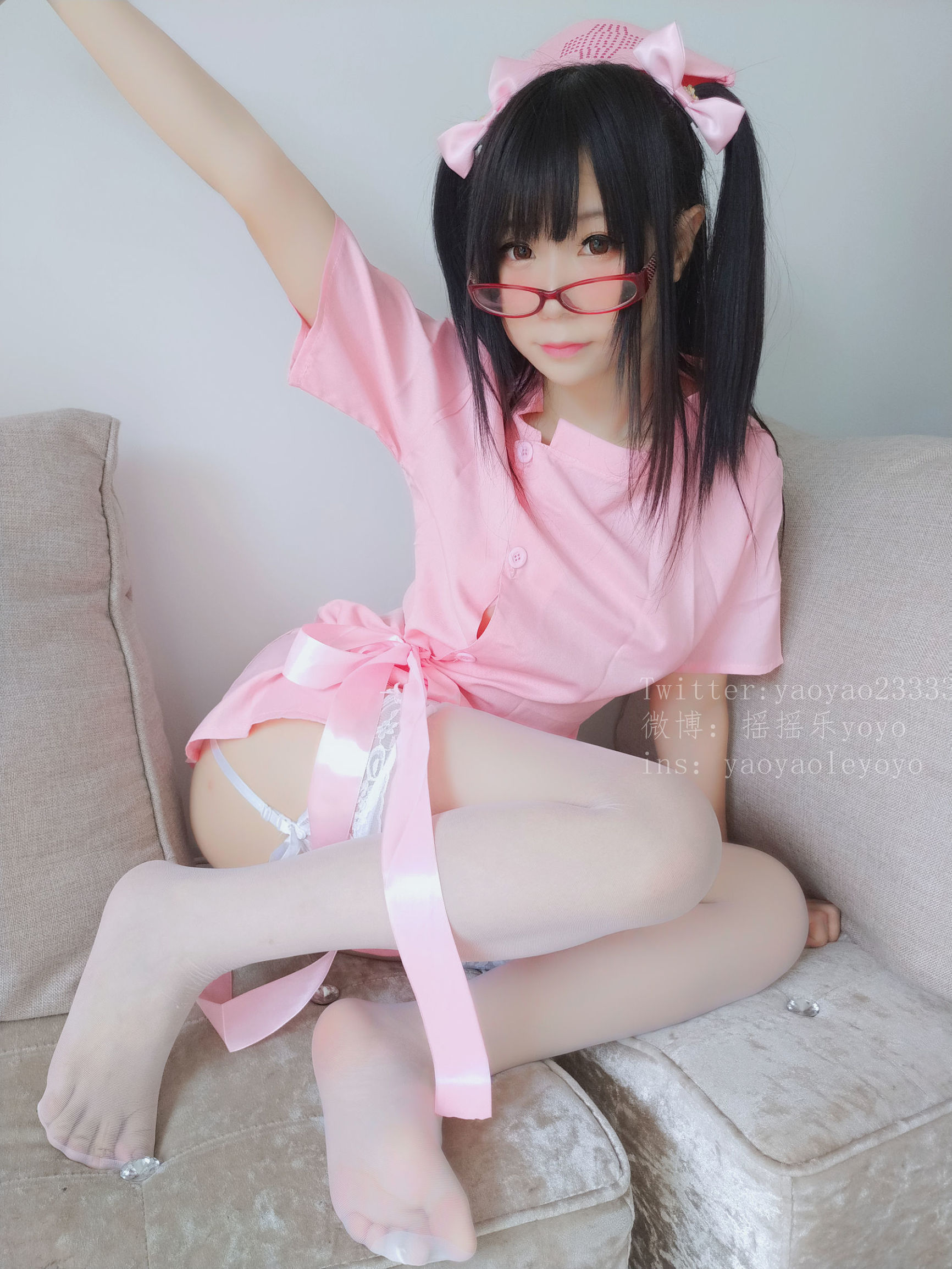 Cute Girl Coser Yao Yao Le Yoyo Cute Pink Nurse