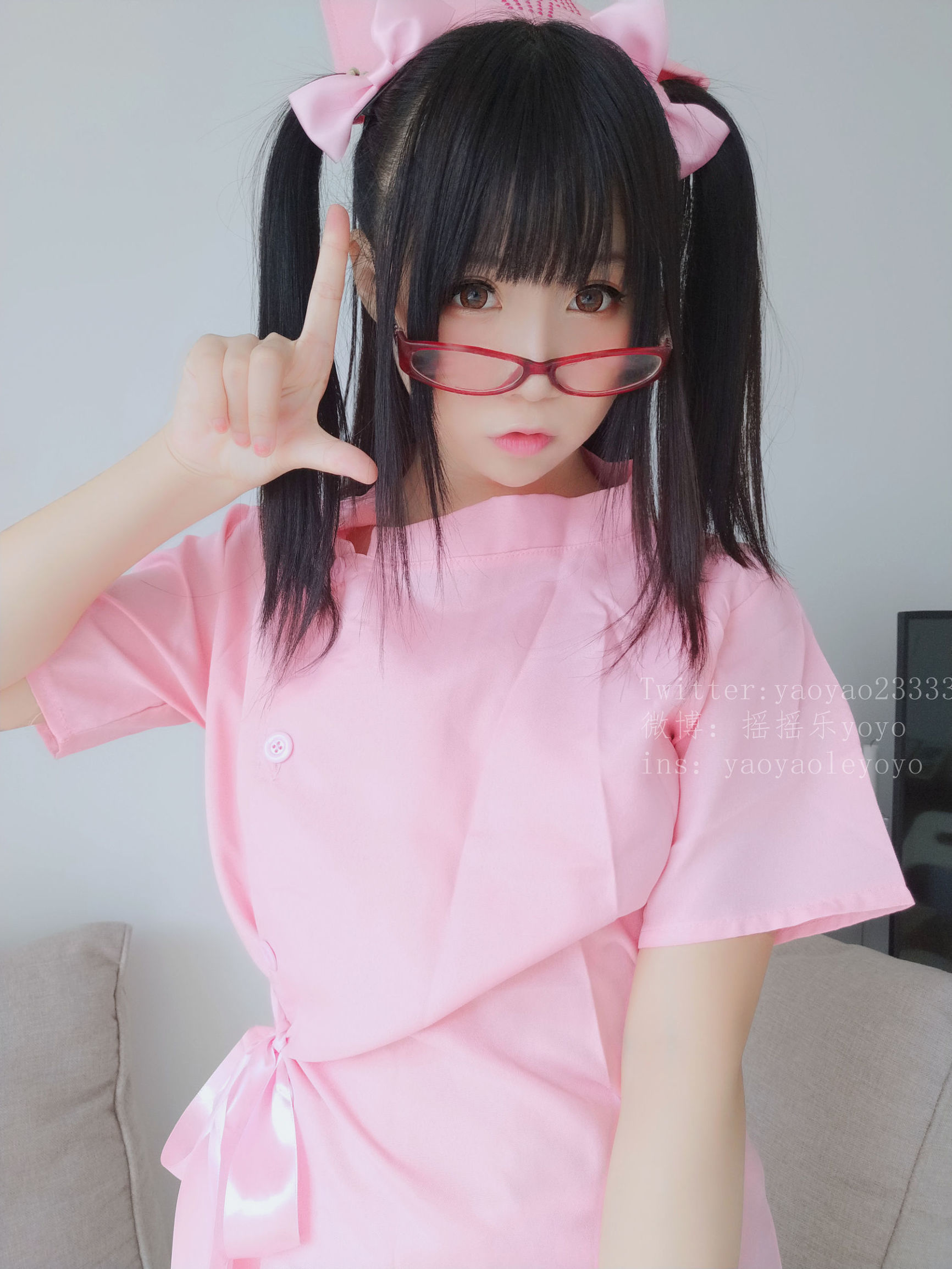 Cô gái dễ thương Coser YoYo - Y tá dễ thương màu hồng