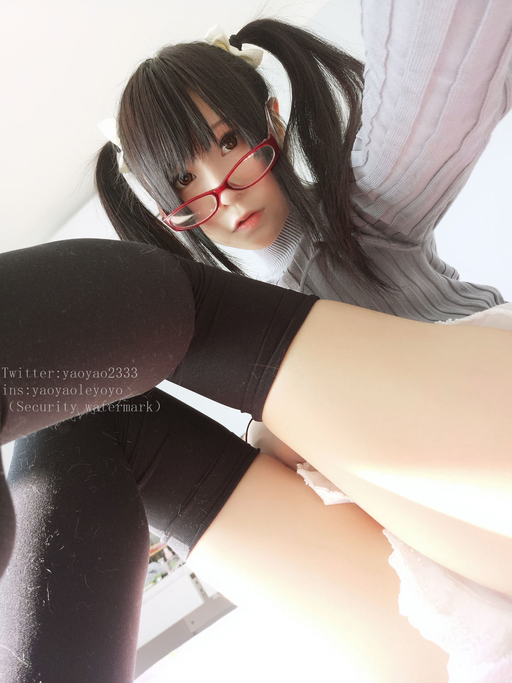 Cô nàng dễ thương Coser YoYo - Mỹ nữ tất đen