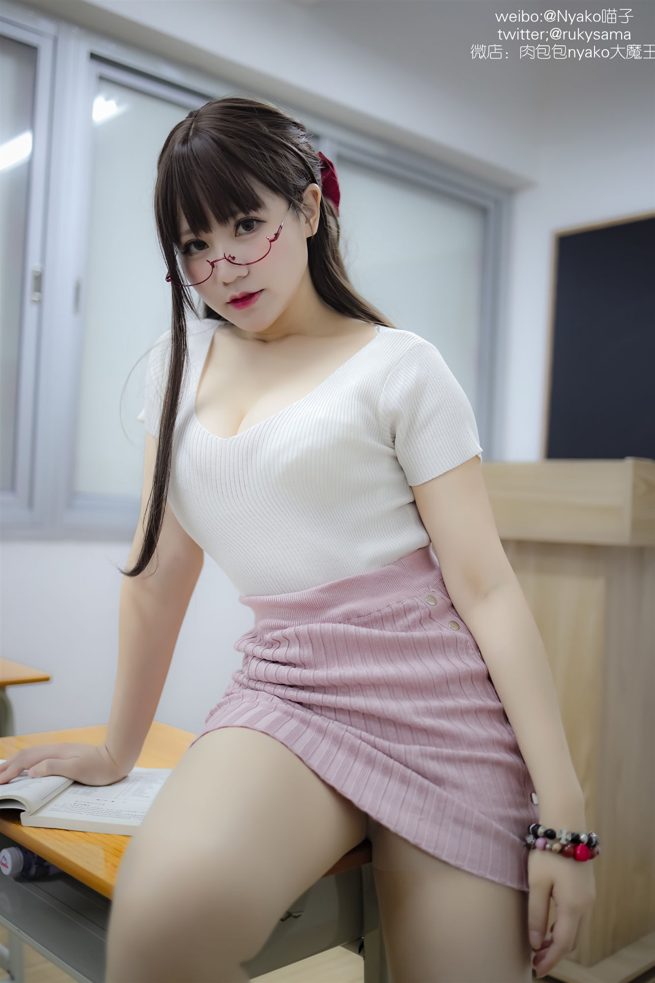 멩메이쯔 냐코 묘쯔 욕구 불만의 선생님