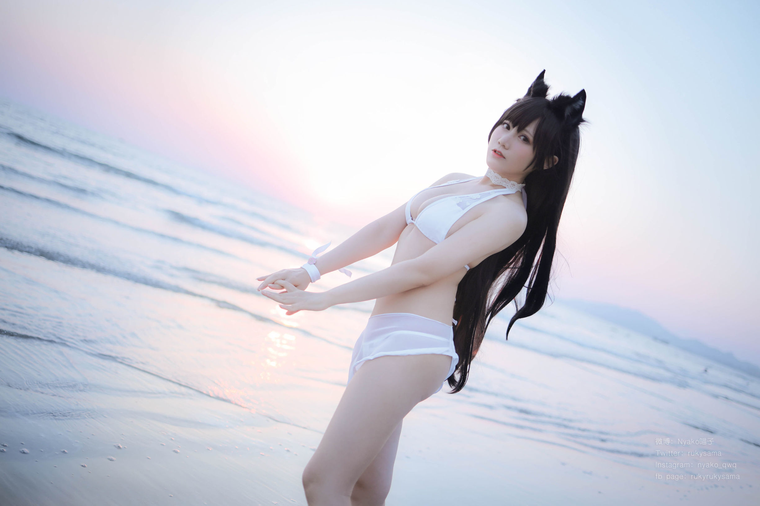 Cute Girl Nyako Meowko loves Atago Swimsuit