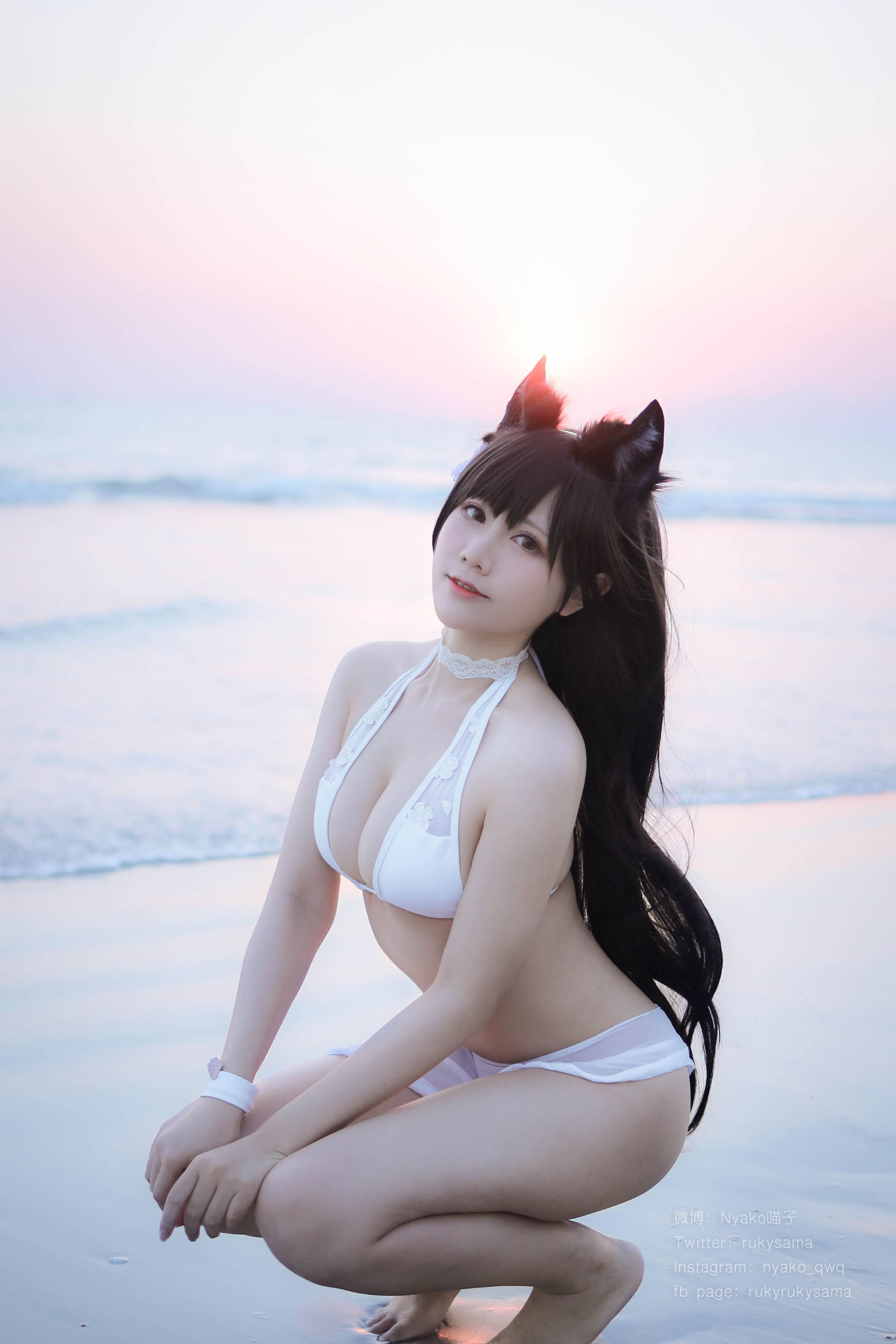 Cute Girl Nyako Meowko loves Atago Swimsuit